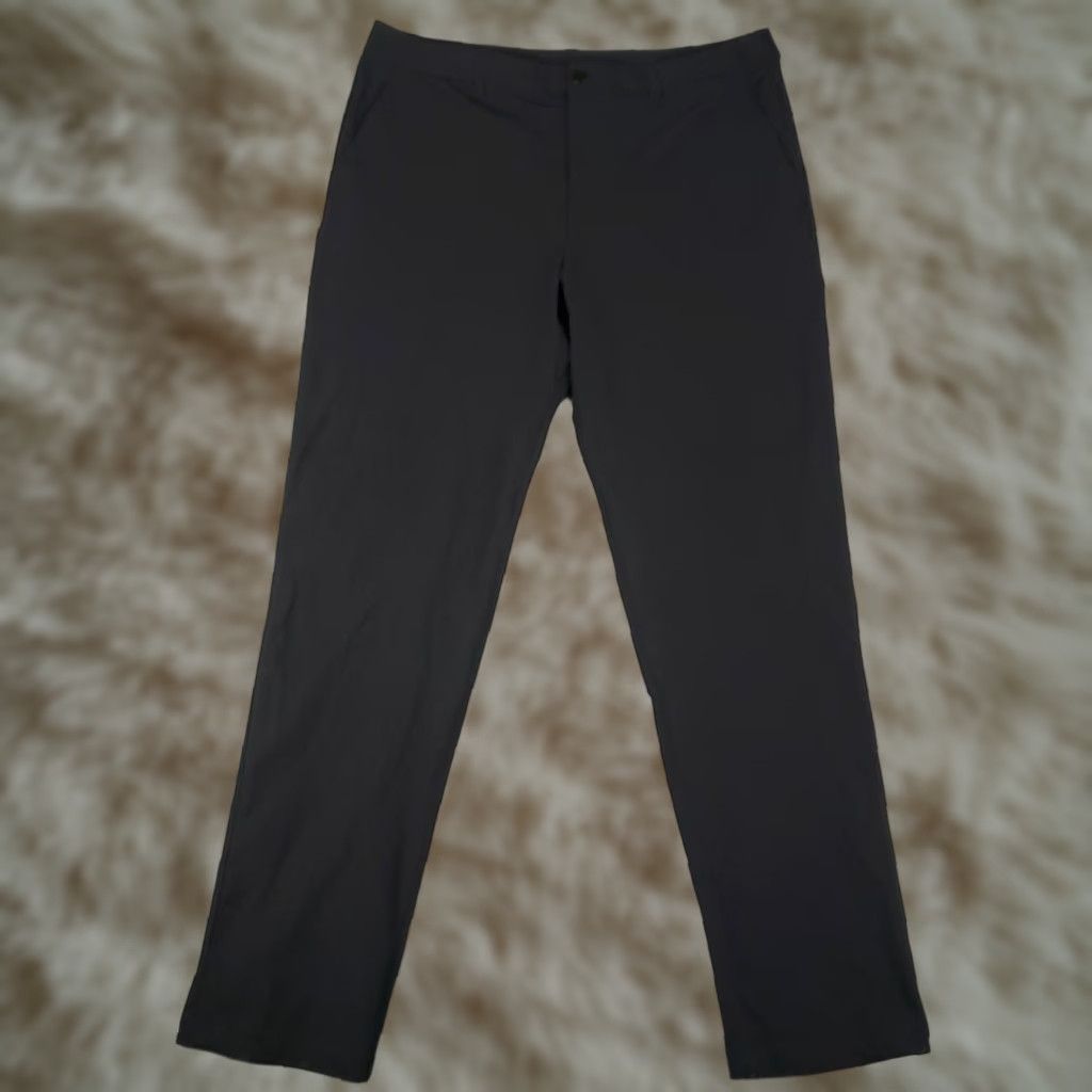 Lululemon Lululemon Pants Mens 38x35 Black Chino Trousers Flat Front Zip Pockets Regular Size US 38 / EU 54 - 1 Thumbnail