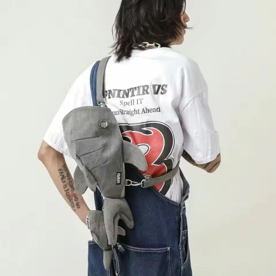 Japanese Brand Canvas Crossbody Shark Bag Size ONE SIZE - 2 Thumbnail