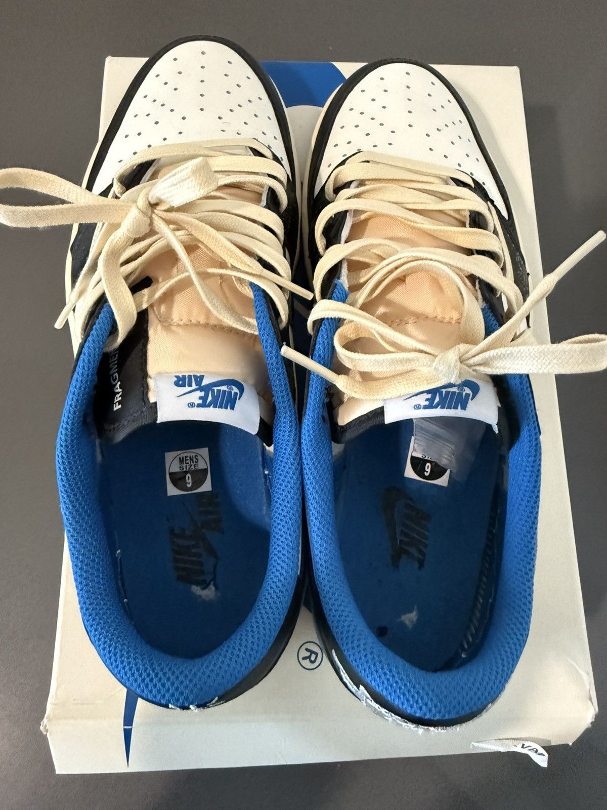 Fragment Design × Jordan Brand × Travis Scott Nike Air Jordan 1 Low OG SP Fragment Design x Travis Scott Size US 9 / EU 42 - 6 Thumbnail