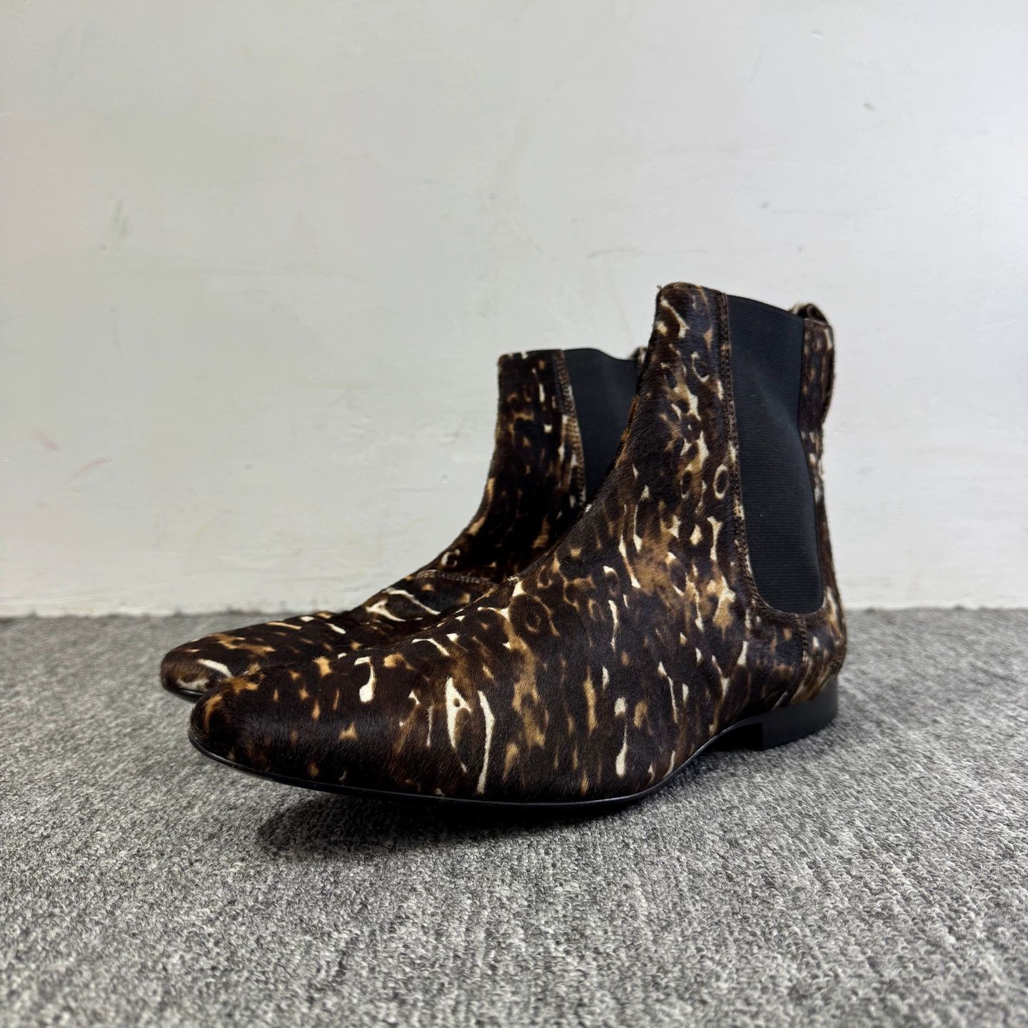 Burberry Burberry Fur-lined Leather Chelsea Boots 40 Mint Size US 7 / EU 40 - 1 Thumbnail