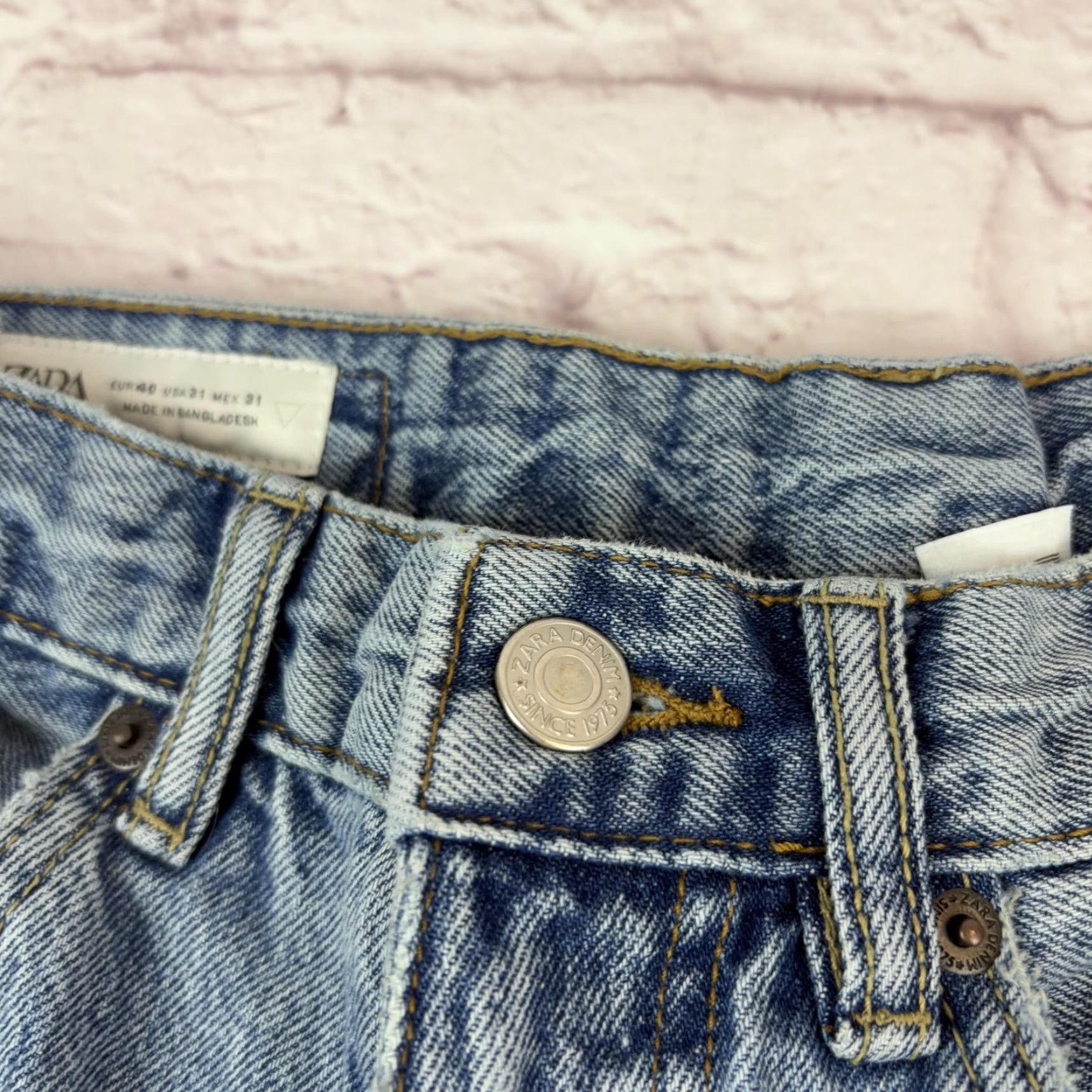 Zara Zara Jeans Womens Light Wash Straight Leg Denim High Rise Relaxed Fit 5-Pocket Blue XS? Wait. Size 24" / US 00 / IT 34 - 2 Thumbnail