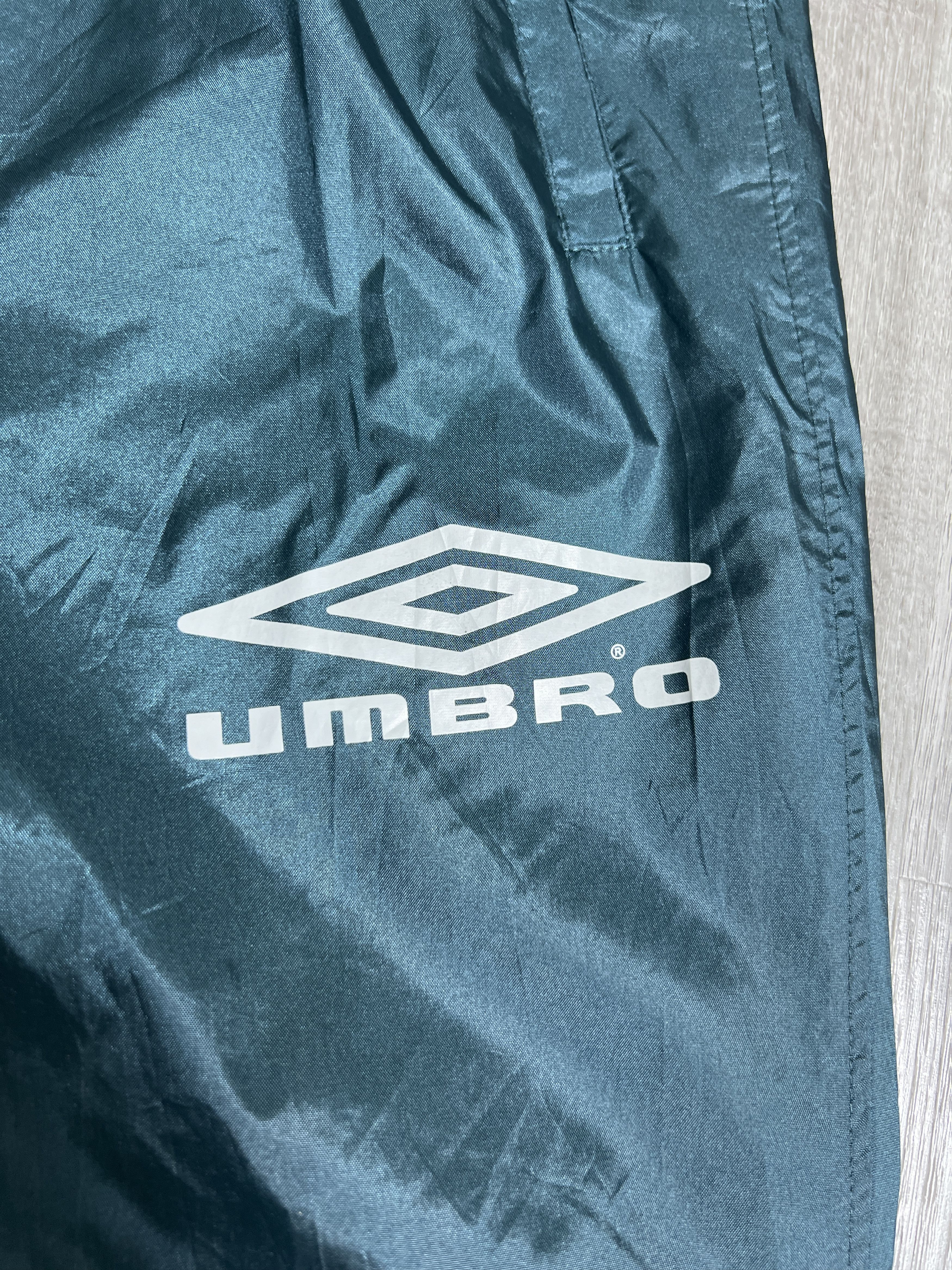 Umbro UMBRO Nylon Jogger Pant JKA224 Size US 36 / EU 52 - 2 Thumbnail