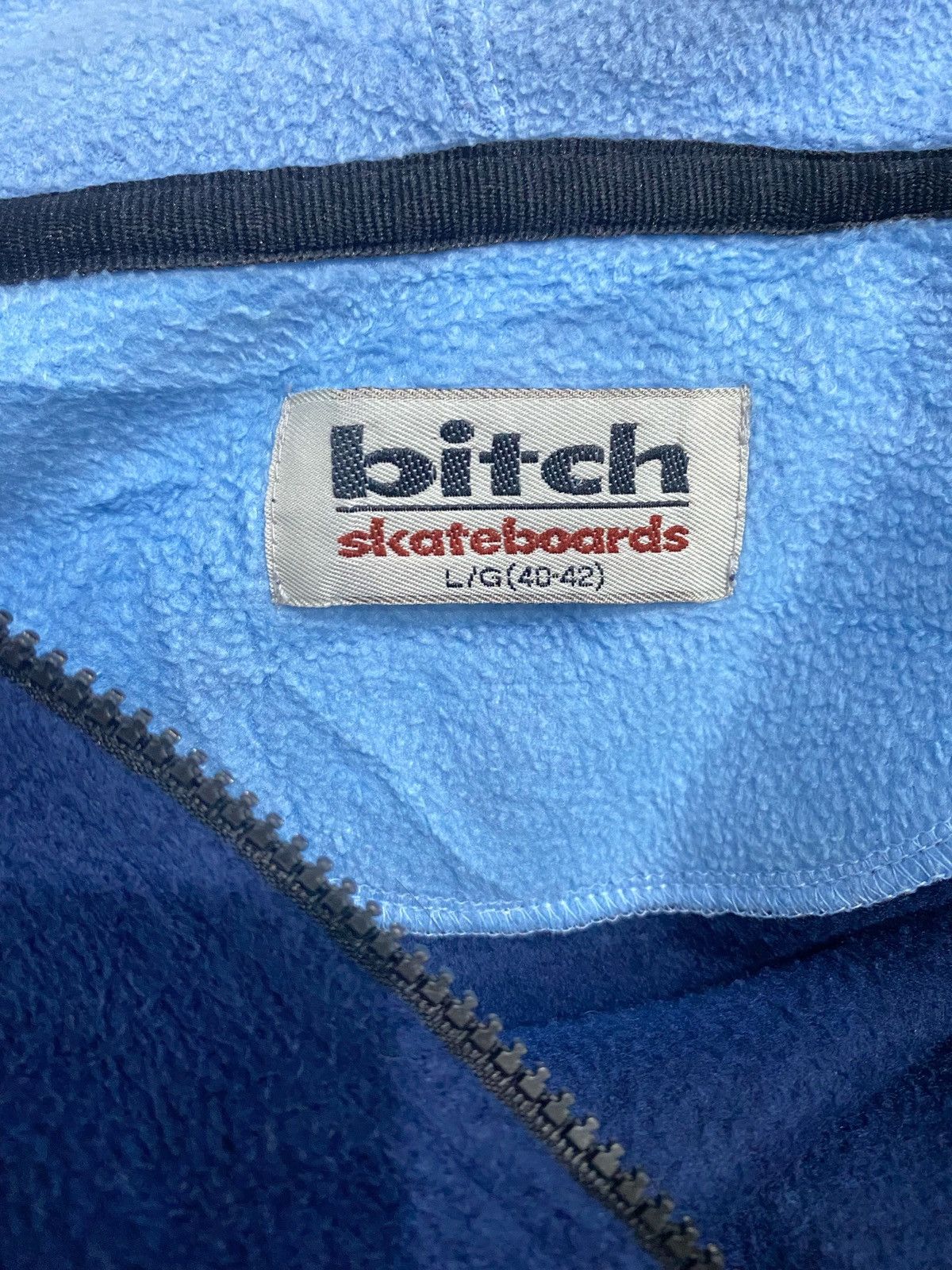 Vintage Vintage Bitch Skateboards Full Zip Hoodie Size US L / EU 52-54 / 3 - 5 Thumbnail
