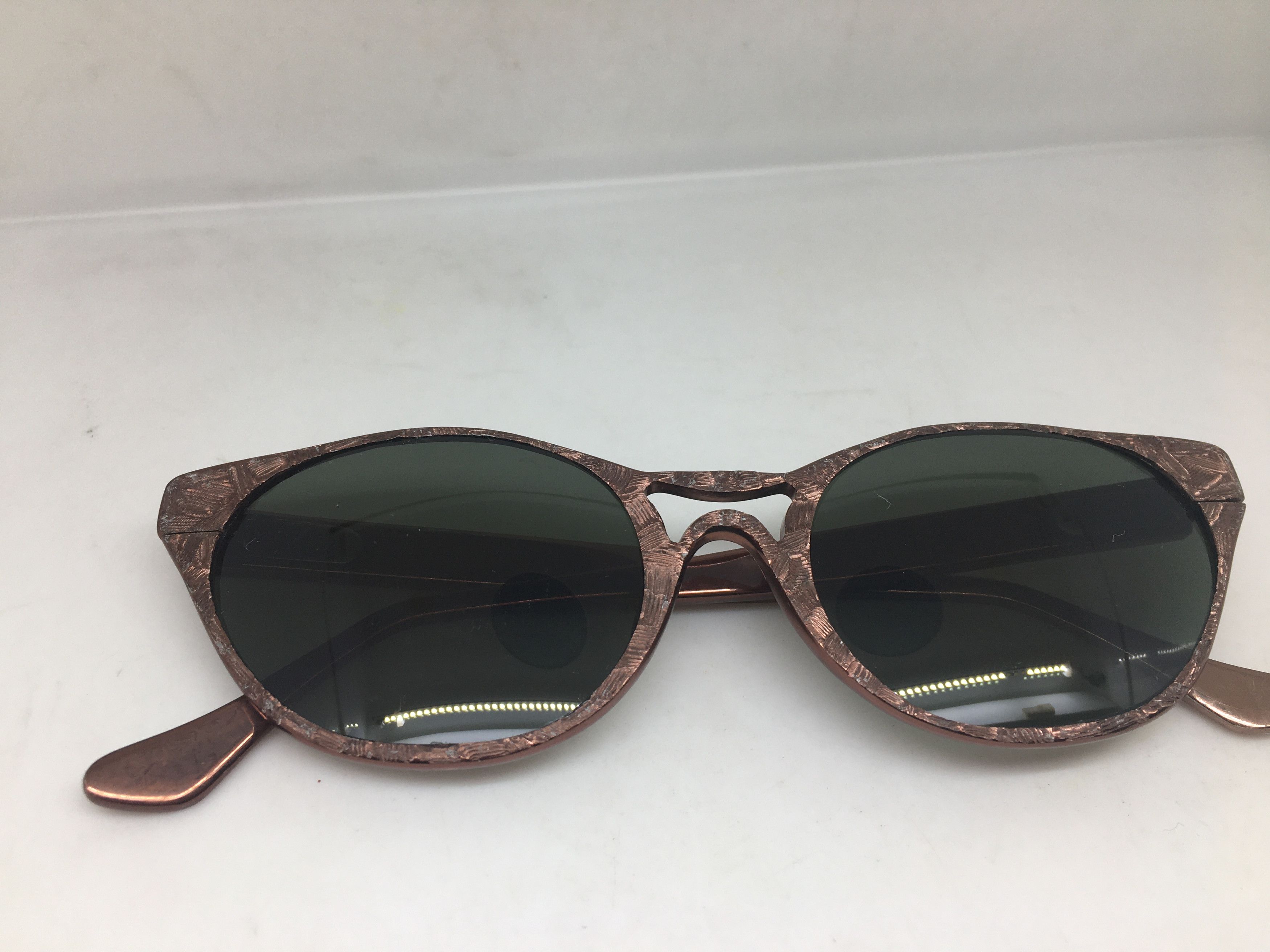 Vintage Vintage 50s Woman Aluminum Cateye Sunglasses Frame Size ONE SIZE - 7 Thumbnail
