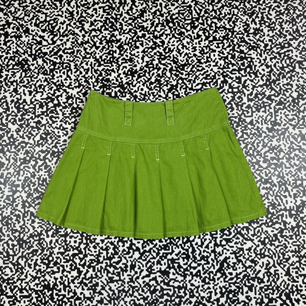 Japanese Brand Vintage Y2K Japanese Style Flared Retro Mini Skirt 90s Style Size 26" / US 2 / IT 38 - 11 Thumbnail