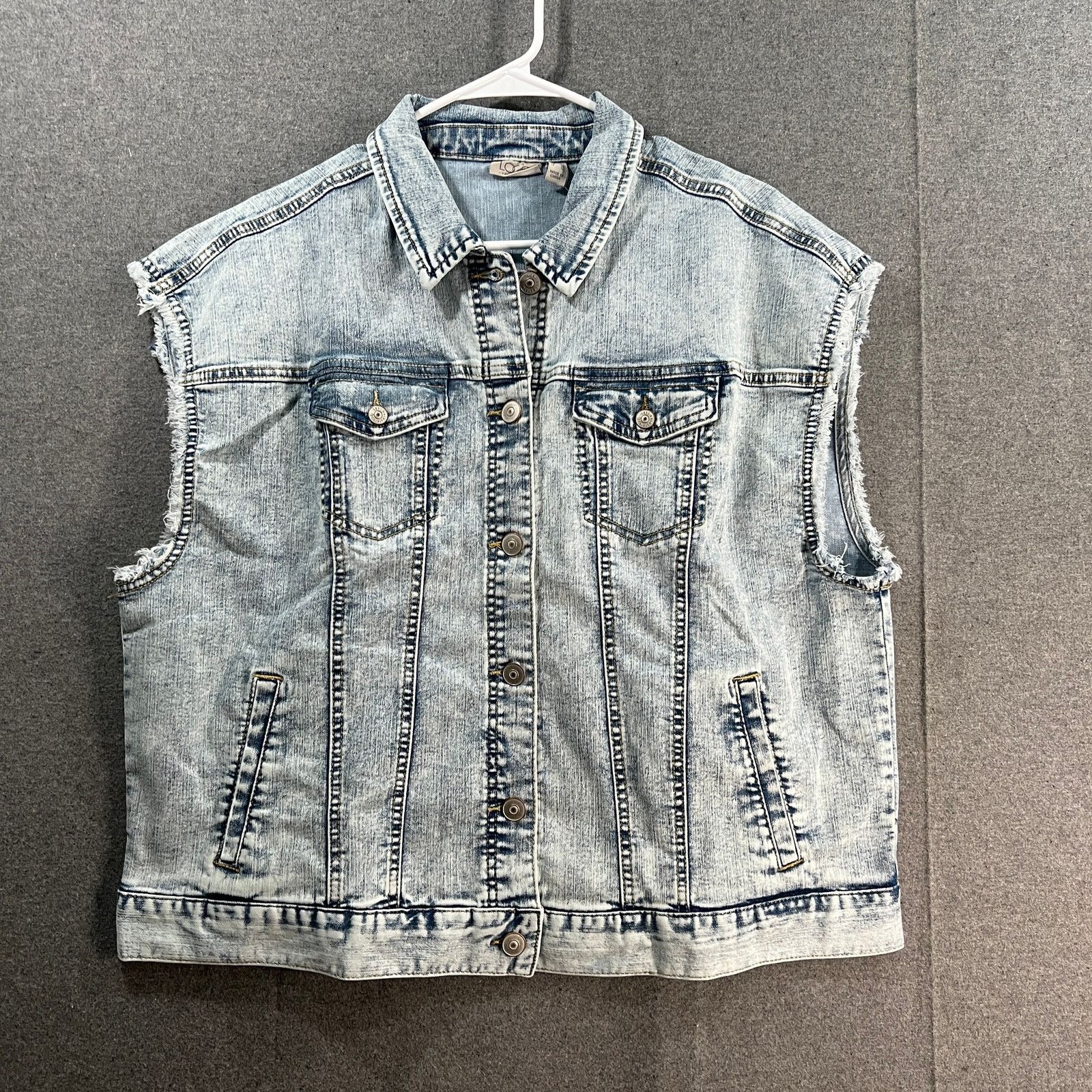 Other LOGO by Lori Goldstein Extended Shoulder Denim Jacket Size XL / US 12-14 / IT 48-50 - 1 Thumbnail