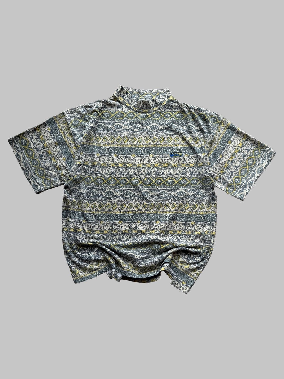 Quicksilver Quiksilver Aztec Surfing 90s Vintage t shirt stripes Size US L / EU 52-54 / 3 - 1 Thumbnail