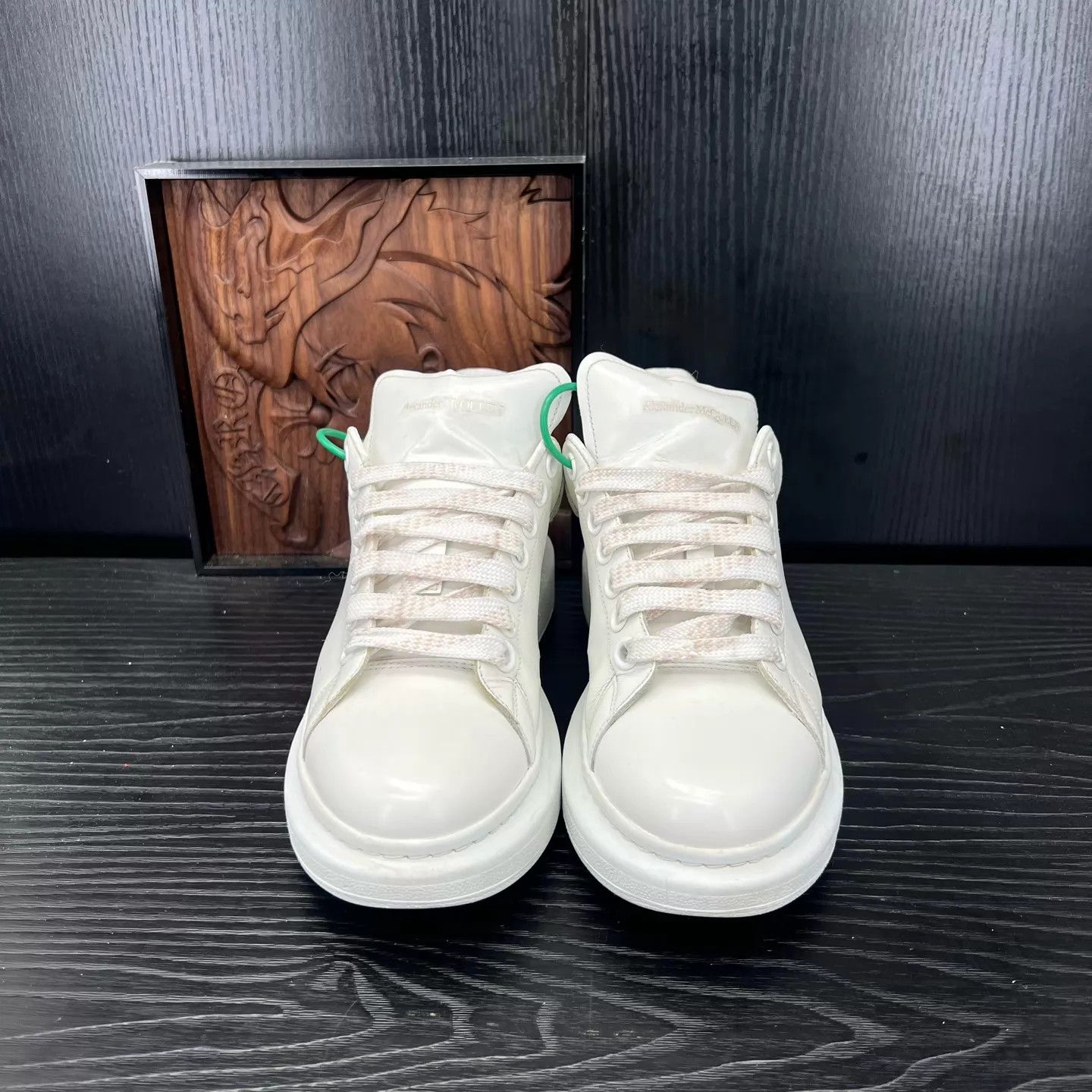 Alexander McQueen McQueen White & Pink Suede Shoes 39 (O.Box) Size US 6 / EU 39 - 2 Thumbnail