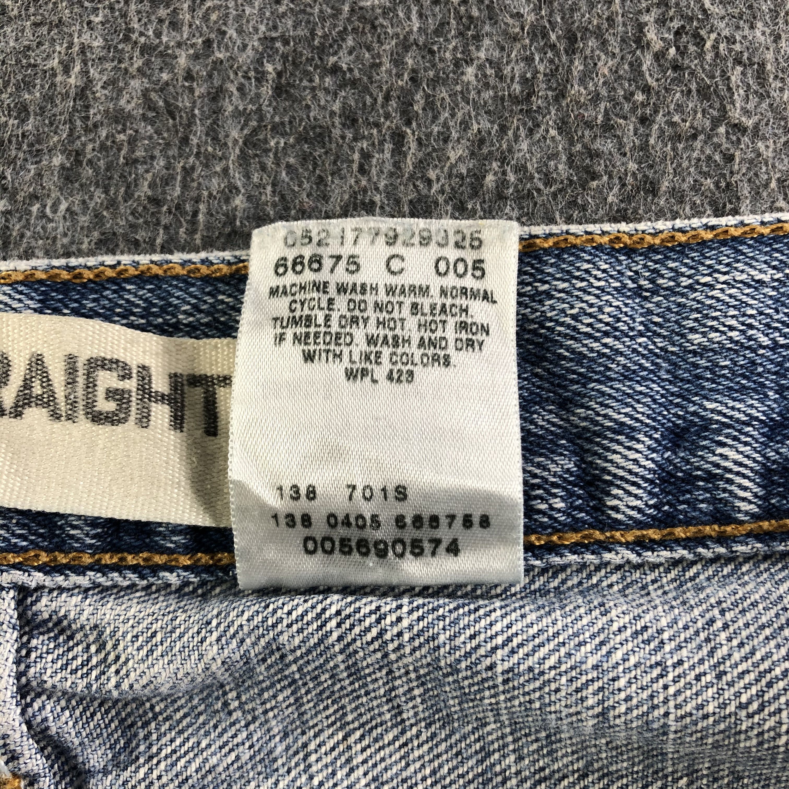 Levi's Vintage Blue Wash Levis 569 Jeans-J3395 Size US 33 - 11 Thumbnail