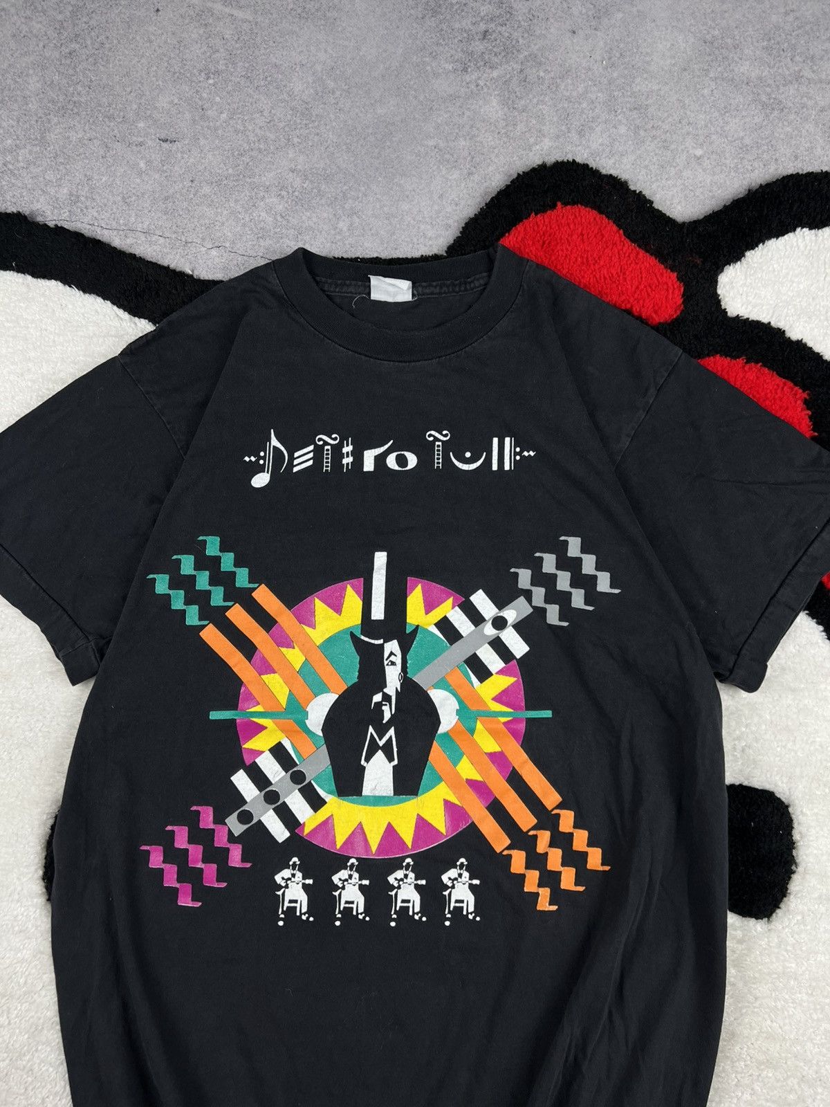 Band Tees Vintage Jethro Tull 1990’s Retro Band Faded Tee Shirt Size US L / EU 52-54 / 3 - 4 Thumbnail