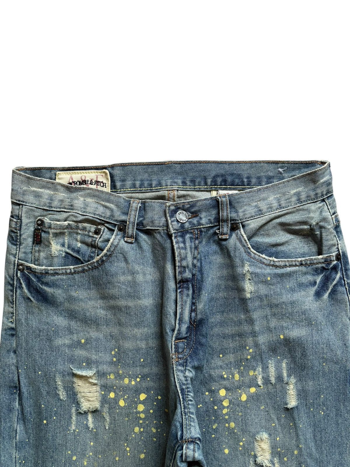 Abercrombie & Fitch Vintage Abercrombie Faded Wash Splattered Bootcut Jeans Size US 31 - 4 Thumbnail