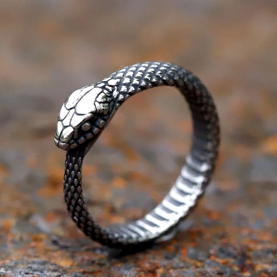 Jewelry × Vintage Classic Vintage Snake Head Ring Size ONE SIZE - 1 Thumbnail