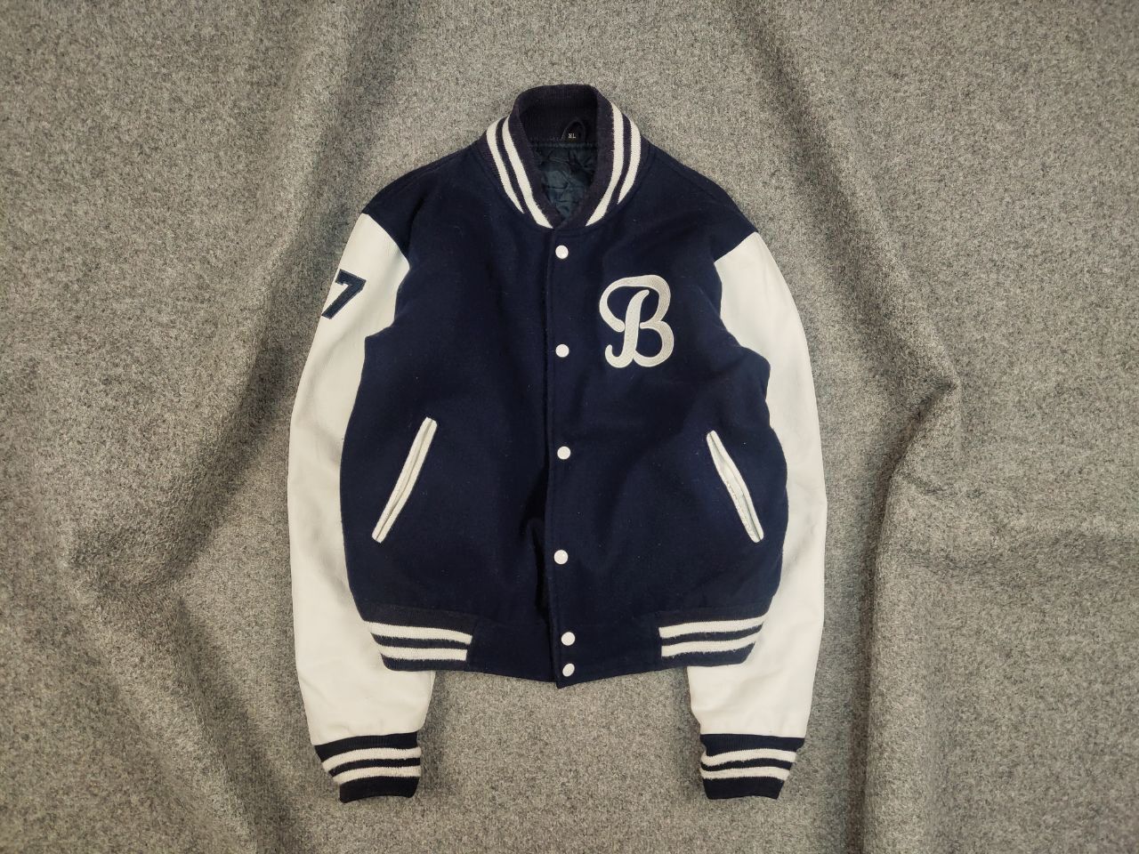 Vintage Vintage 90's Varsity Letterman Dark Blue Wool Bomber Jacket Size US M / EU 48-50 / 2 - 3 Thumbnail