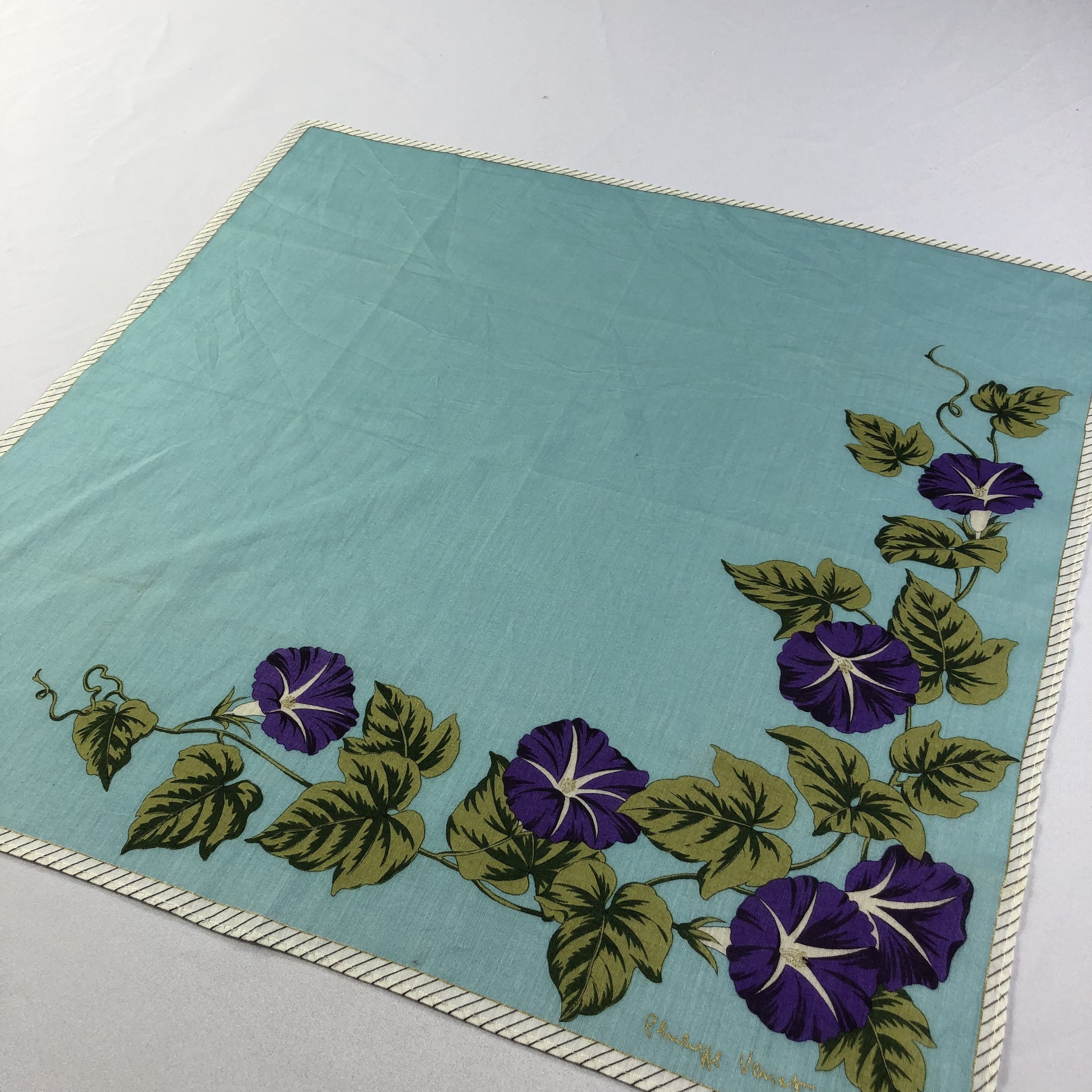 Vintage Philippe Venet Handkerchief Neckerchief Bandana H2077 Size ONE SIZE - 3 Thumbnail
