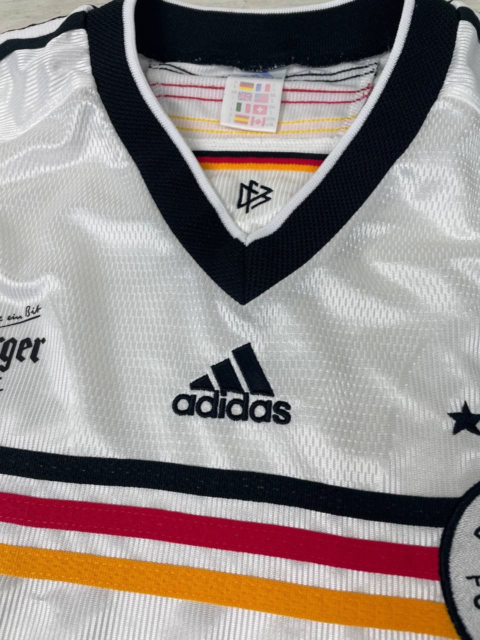 Adidas Vintage Adidas Germany 1998 2000 Home Shirt Soccer Jersey Size US L / EU 52-54 / 3 - 7 Thumbnail