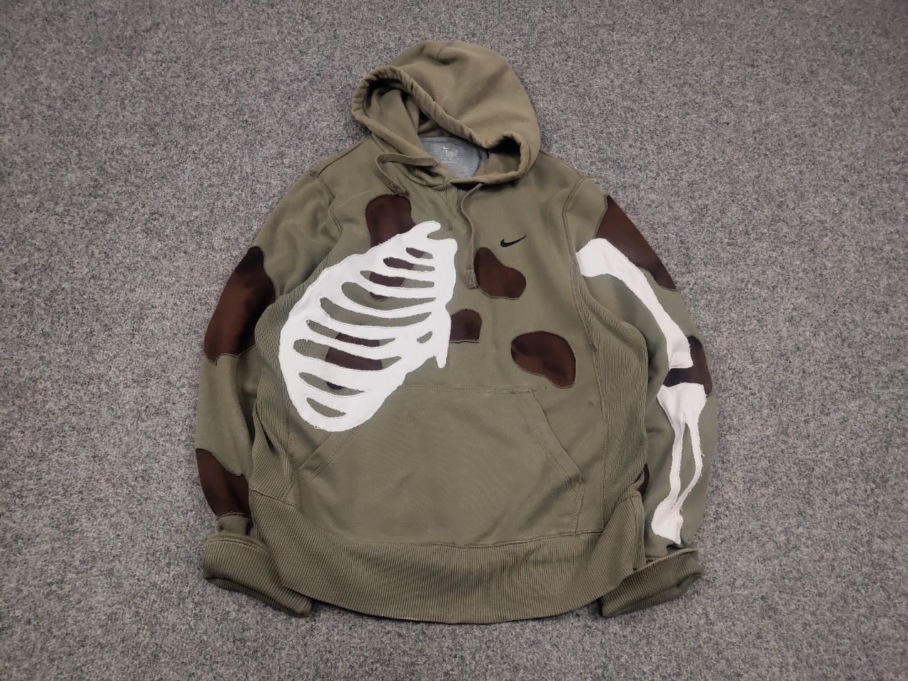 Nike Vintage Nike Military Skeleton Embroidered logo Hoodie Y2K Size US S / EU 44-46 / 1 - 2 Thumbnail