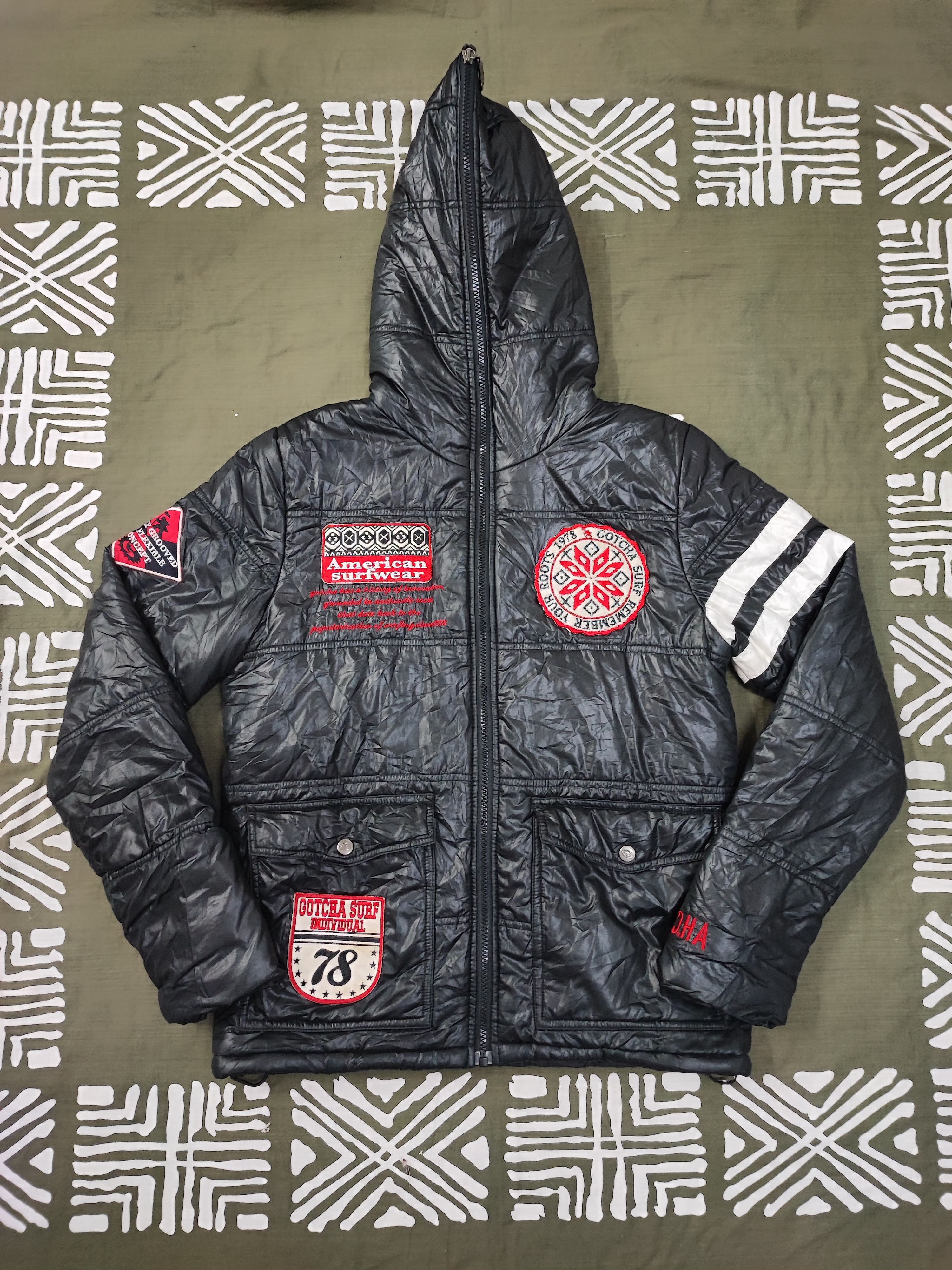 image of Gotcha American Surf Puffer Jacket Stripe Black N White, Men's (Size Medium)