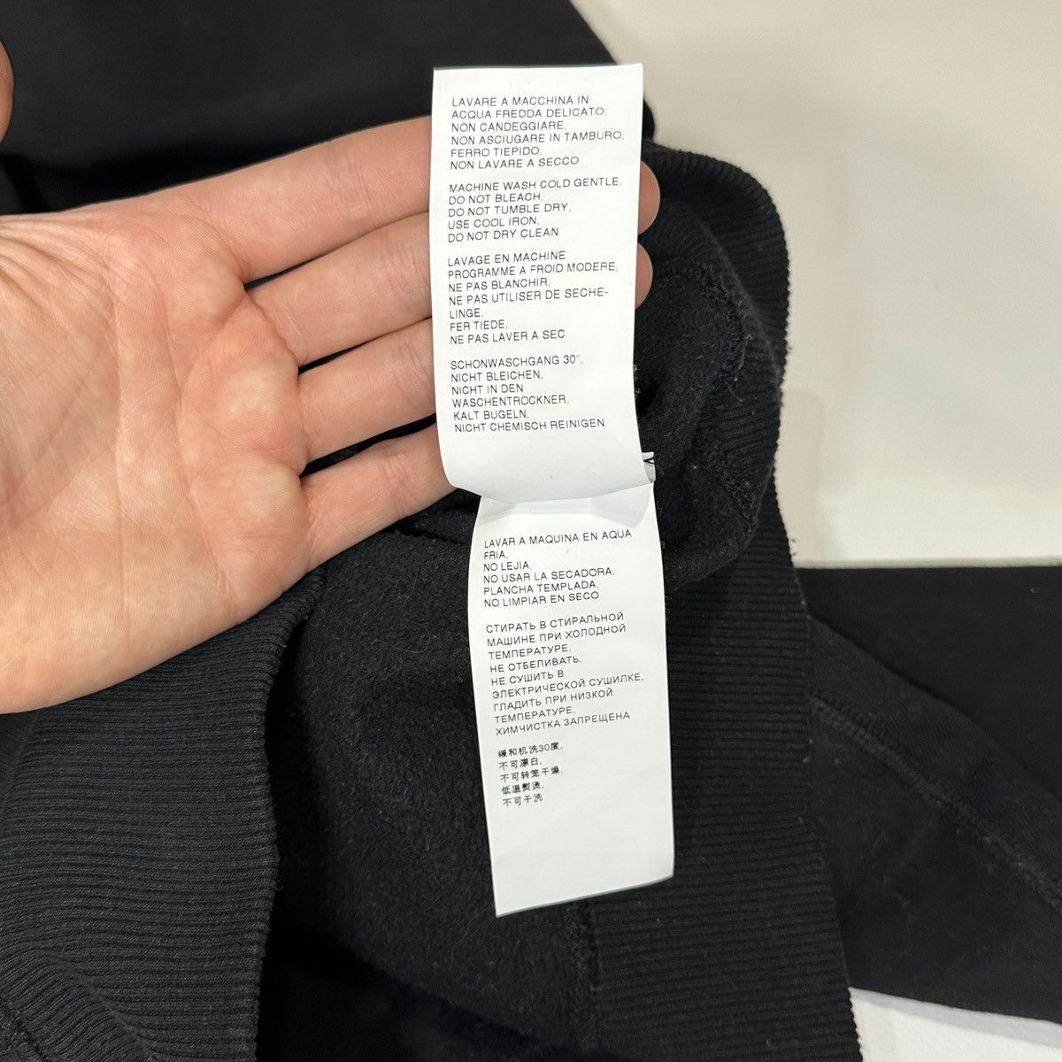 1017 ALYX 9SM 1017 ALYX 9SM Visual Cropped Hoodie Women Black Size XXS / US 00 / IT 34 - 10 Thumbnail