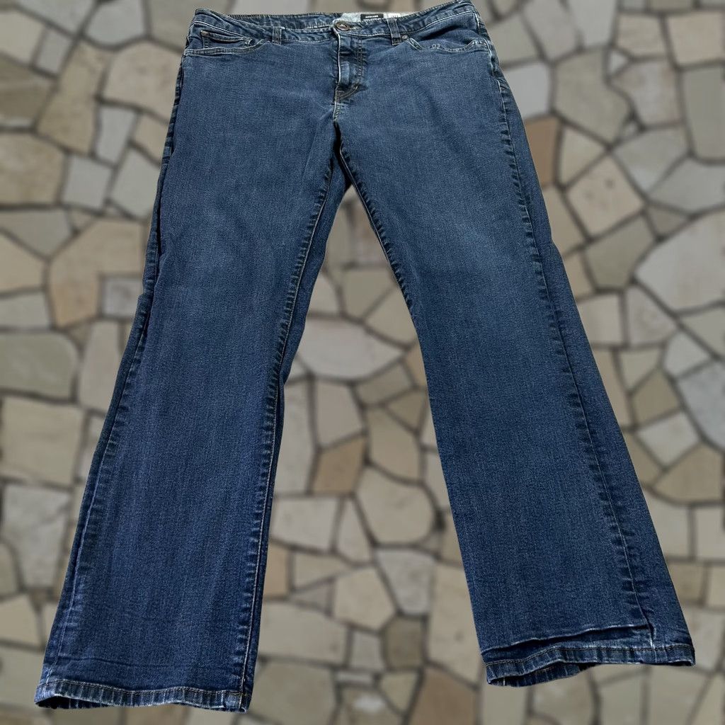 Volcom Volcom Jeans Kinkade Classic Straight Leg Mens 38x32 Blue Denim Stretch Medium Wash Pants Straight Leg Jeans Mens 38in 32in Size US 38 / EU 54 - 1 Thumbnail