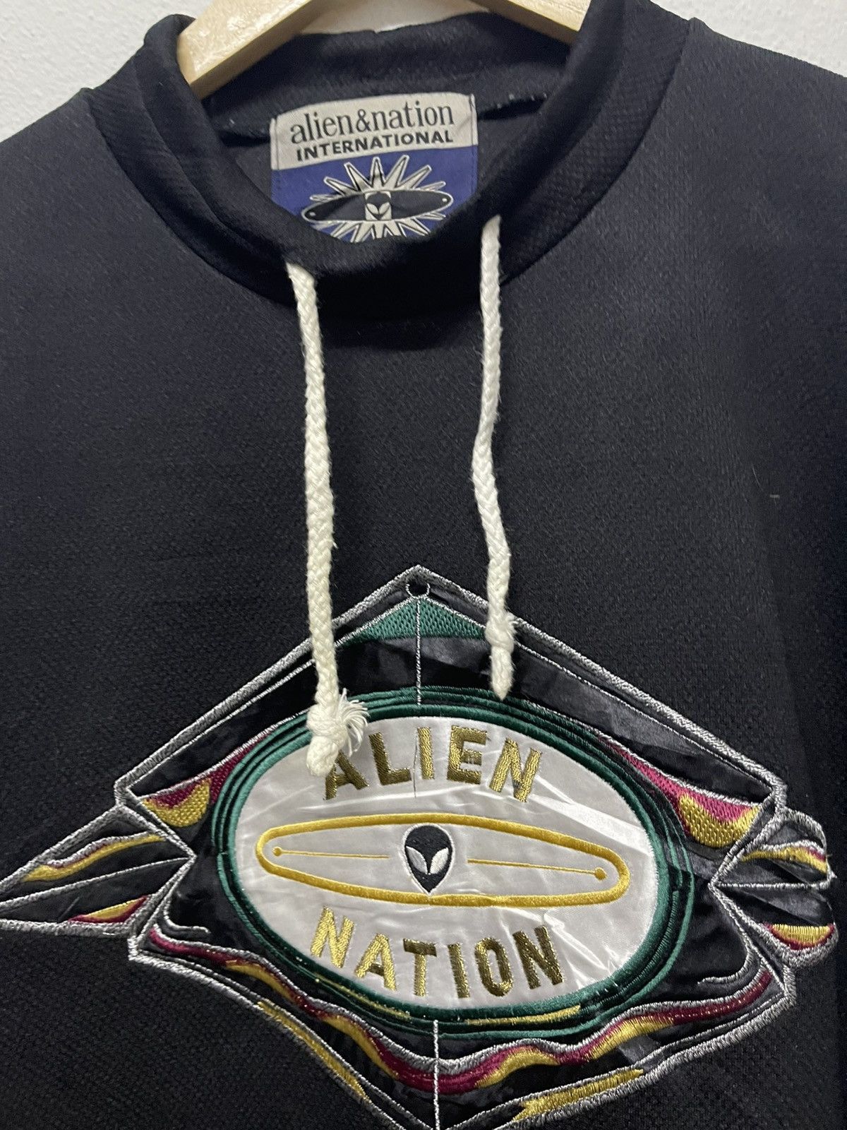 Alien Workshop 90s ALIEN WORKSHOP HIP HOP STYLE JERSEY LONG SLEEVE RARE Size US L / EU 52-54 / 3 - 10 Thumbnail
