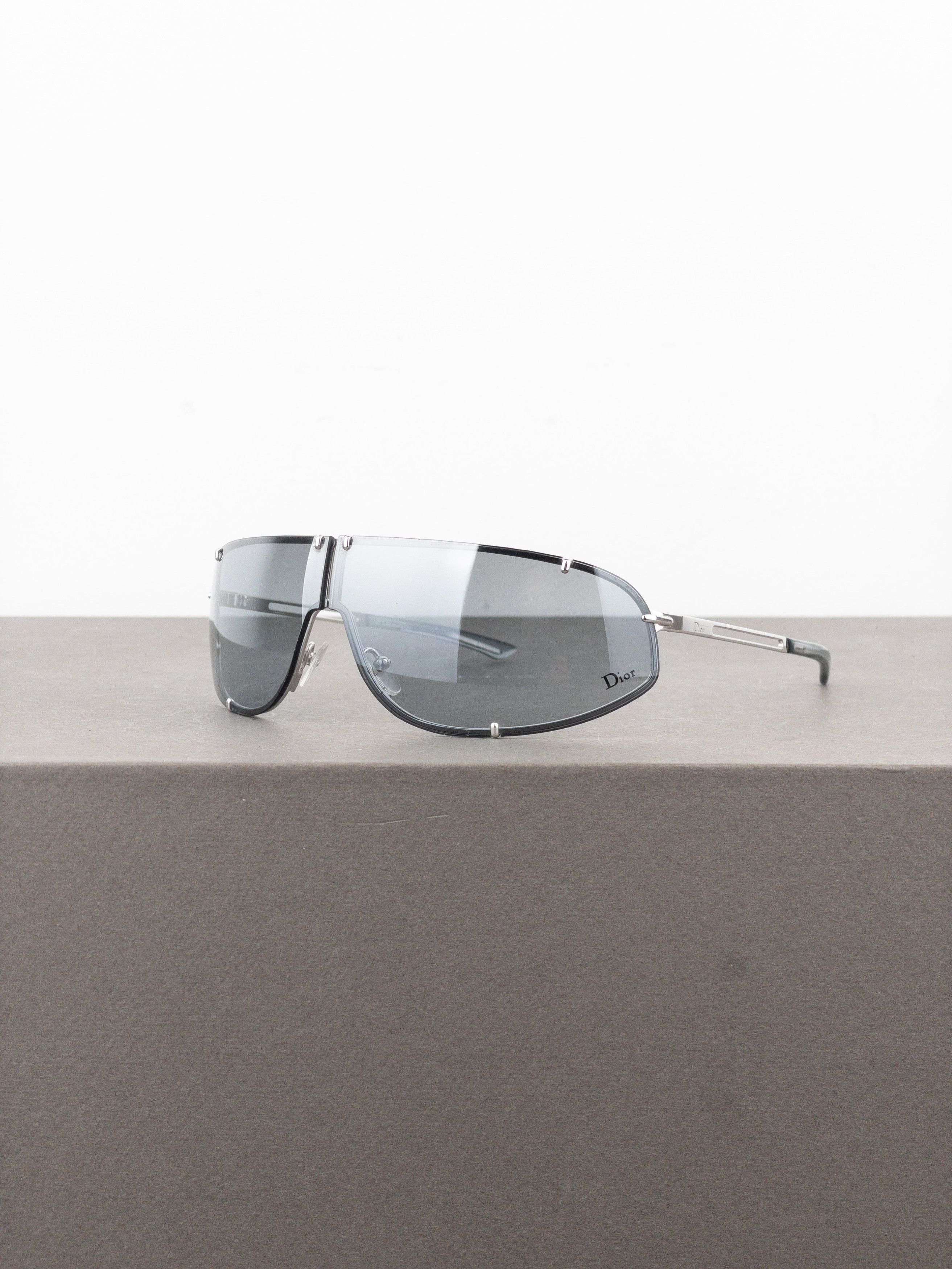 Dior by Galliano AW00 ‘Cossack’ Wrap Mask Shield Sunglasses Size ONE SIZE - 1 Thumbnail
