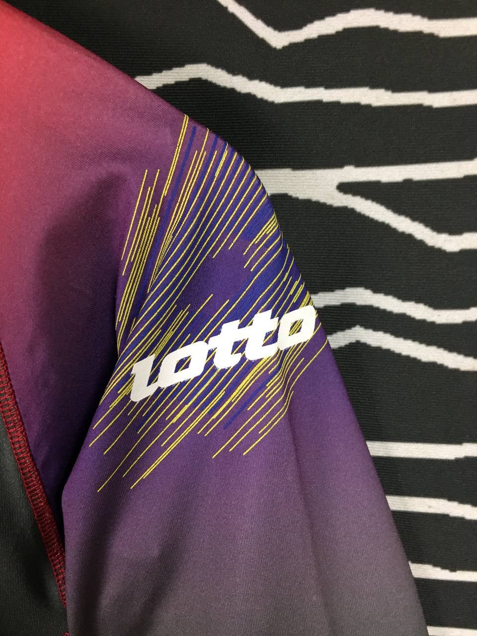 Lotto Sport Lotto Sport Base Layer Fade Gradient Gorpcore Athletic Top Size US M / EU 48-50 / 2 - 6 Thumbnail