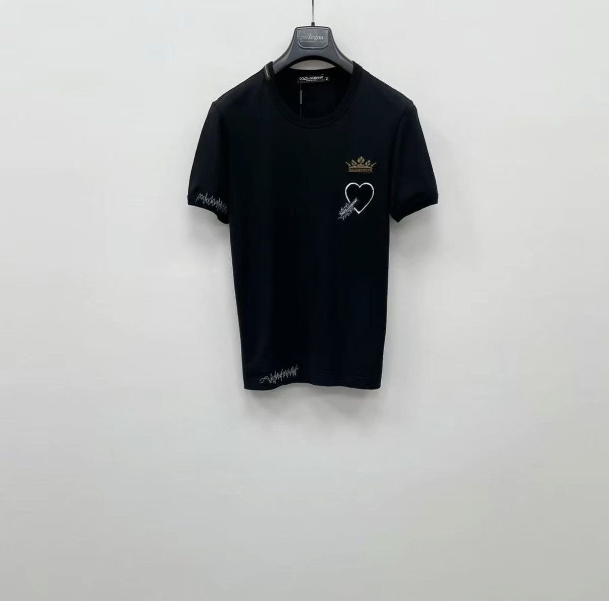 Dolce & Gabbana Dolce & Gabbana Heavy Embroidered Short Sleeve T-shirt J30 Size US S / EU 44-46 / 1 - 1 Thumbnail