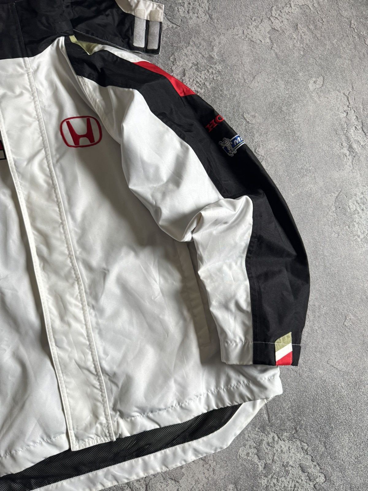 Honda Honda L/Size official BAR F1 racing jacket bomber hooded Size US L / EU 52-54 / 3 - 17 Thumbnail