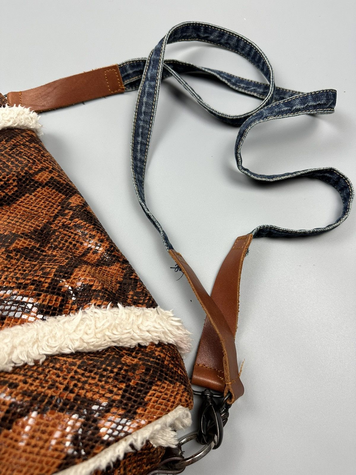 Japanese Brand × Kansai Yamamoto Vintage Kansai Yamamoto Snake Skin Sling/Cross Body Size ONE SIZE - 14 Thumbnail