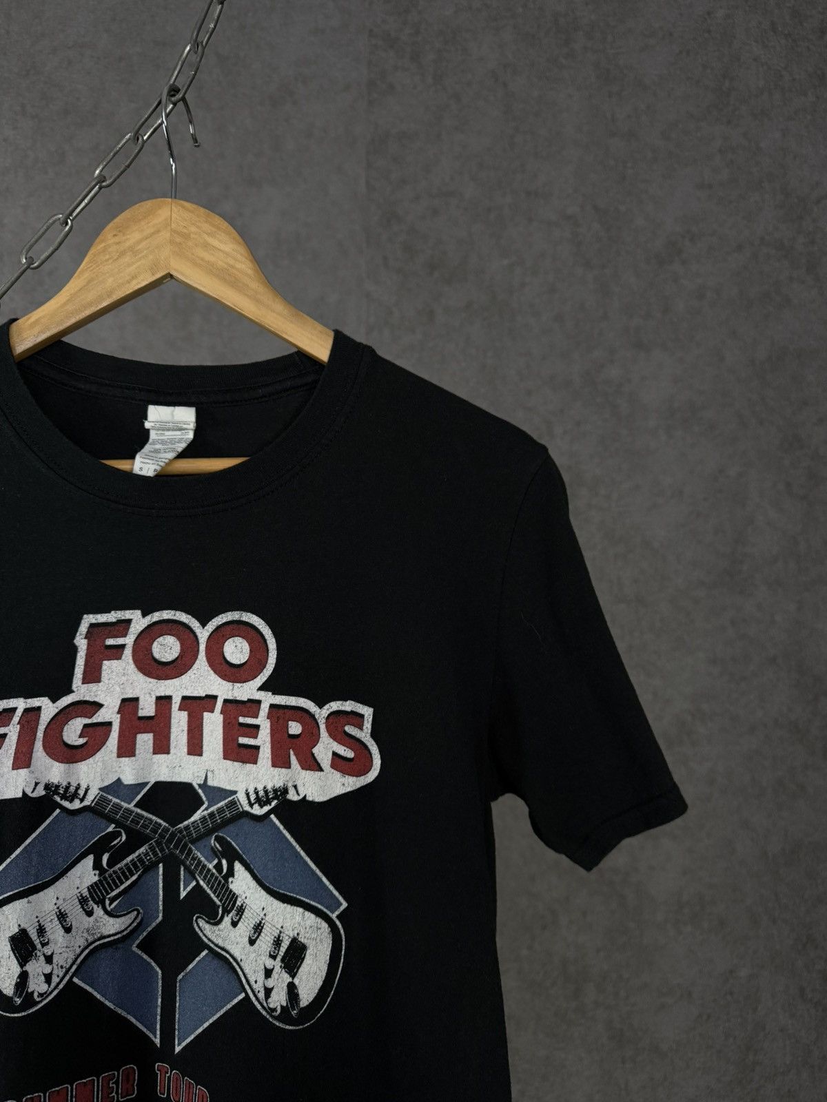 Band Tees Foo Fighters rock band tour tee Size US XS / EU 42 / 0 - 3 Thumbnail