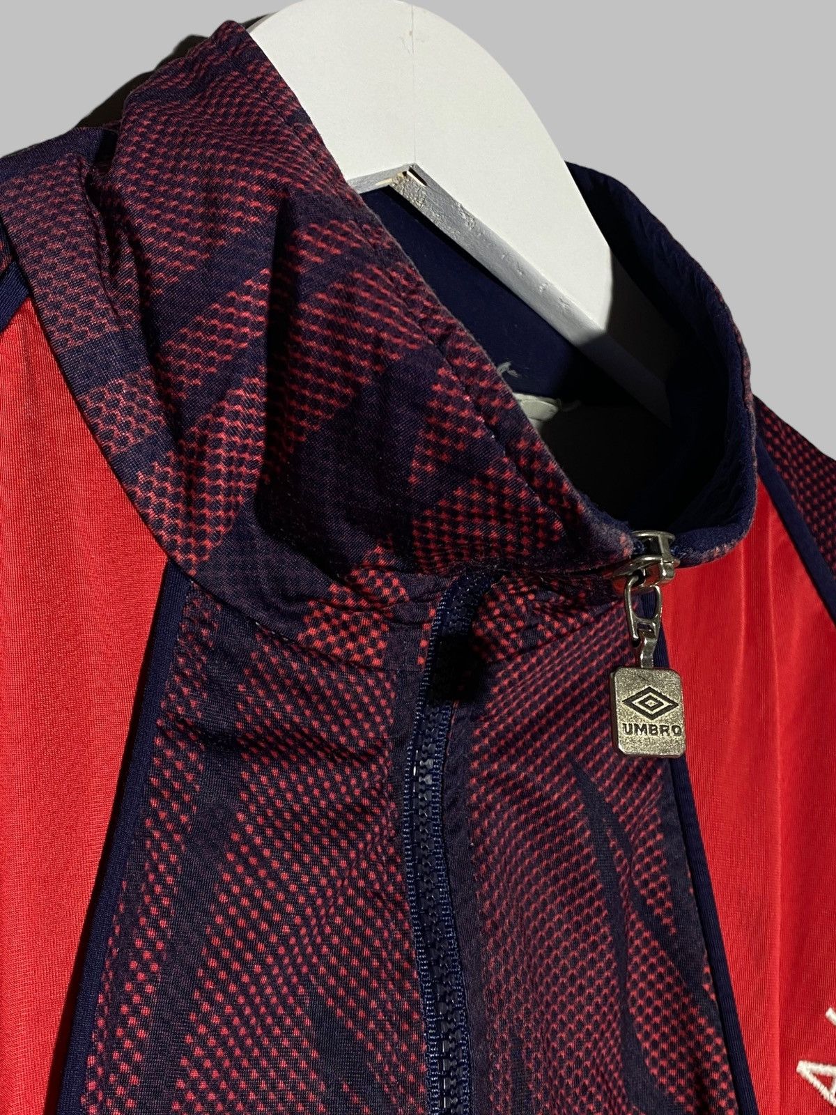 Umbro Vintage 90s Ajax Amsterdam Jacket Red Navy Retro Football Size US XL / EU 56 / 4 - 14 Thumbnail