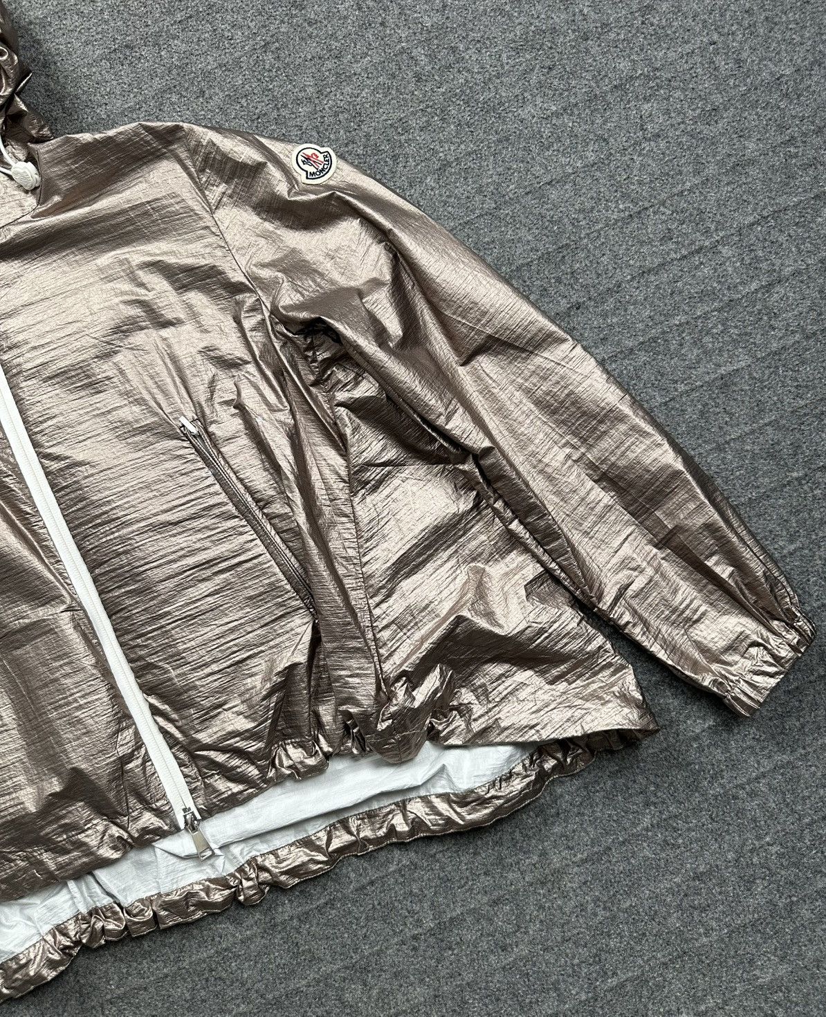 Moncler Moncler - Eschamali Giubbotto - Hooded Metallic Jacket Size M / US 6-8 / IT 42-44 - 3 Thumbnail