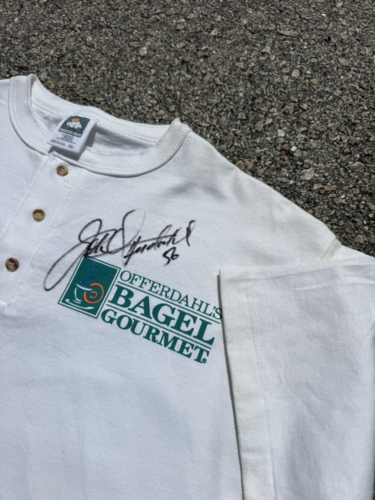Anvil 90s vintage Be Chewsy John Offerdahl autographed bagel shop Size US XL / EU 56 / 4 - 1 Thumbnail