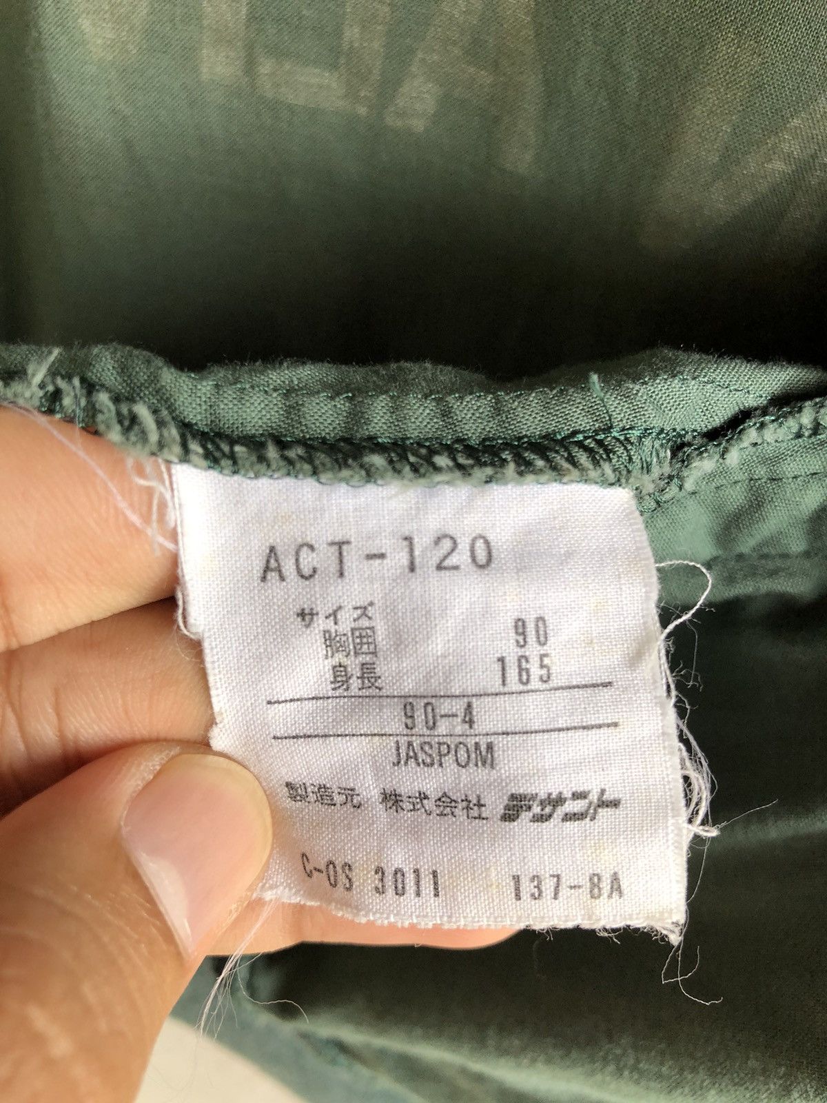 Adidas Vintage ADIDAS MAN ALIVE Jacket Size US M / EU 48-50 / 2 - 10 Thumbnail