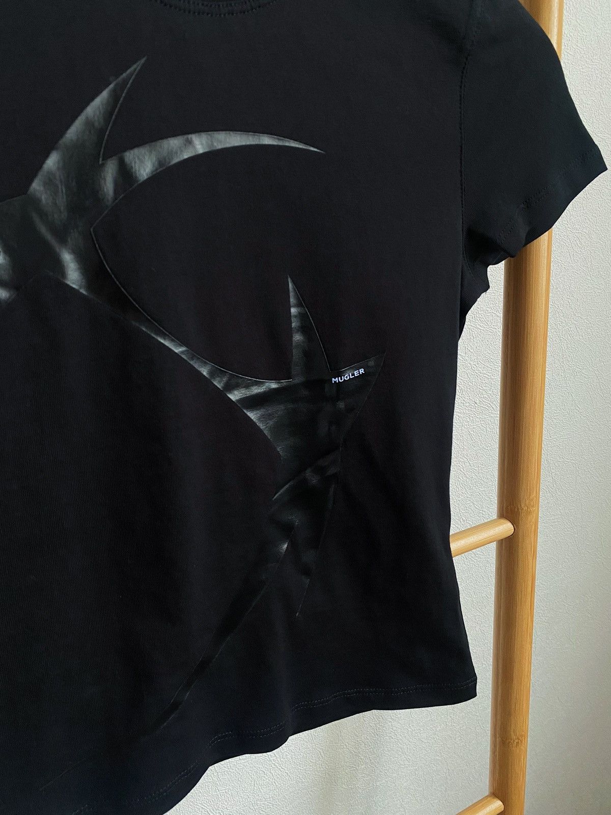 H&M × Mugler × Thierry Mugler Mugler x H&M Printed Fitted T-Shirt Size XS Size XS / US 0-2 / IT 36-38 - 11 Thumbnail