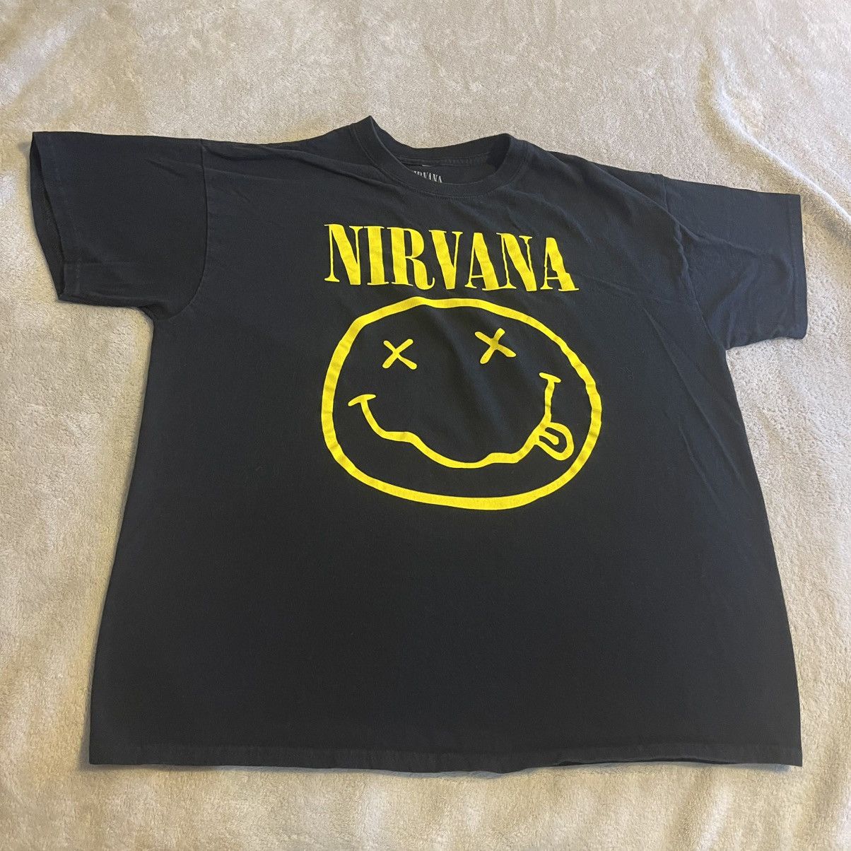 Nirvana Nirvana Shirt Men XL Black Graphic Streetwear Workout Tee Size US XL / EU 56 / 4 - 1 Thumbnail