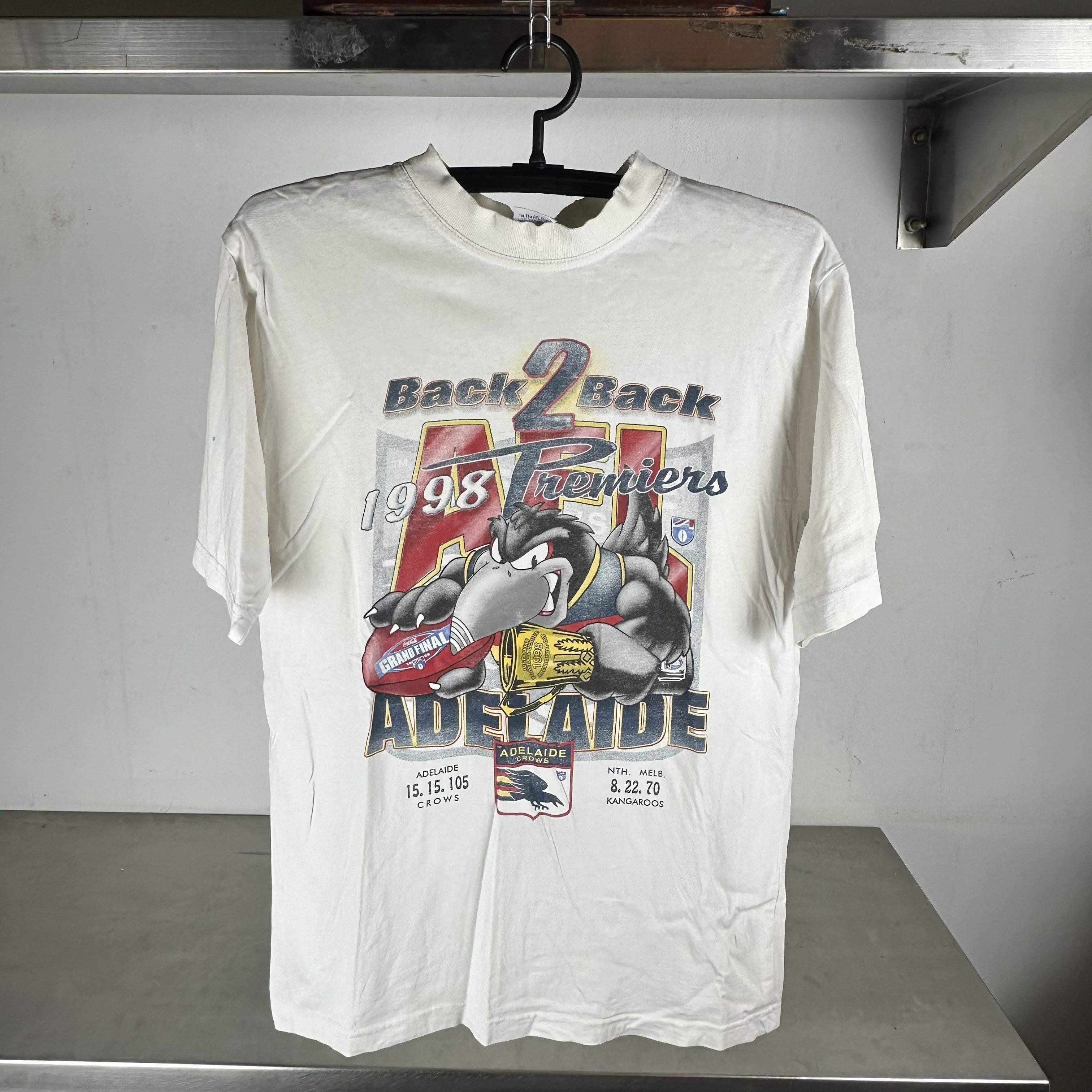 Vintage ​1998 Adelaide Crows Premiers Grand Final AFL T-Shirt Size US XL / EU 56 / 4 - 1 Thumbnail