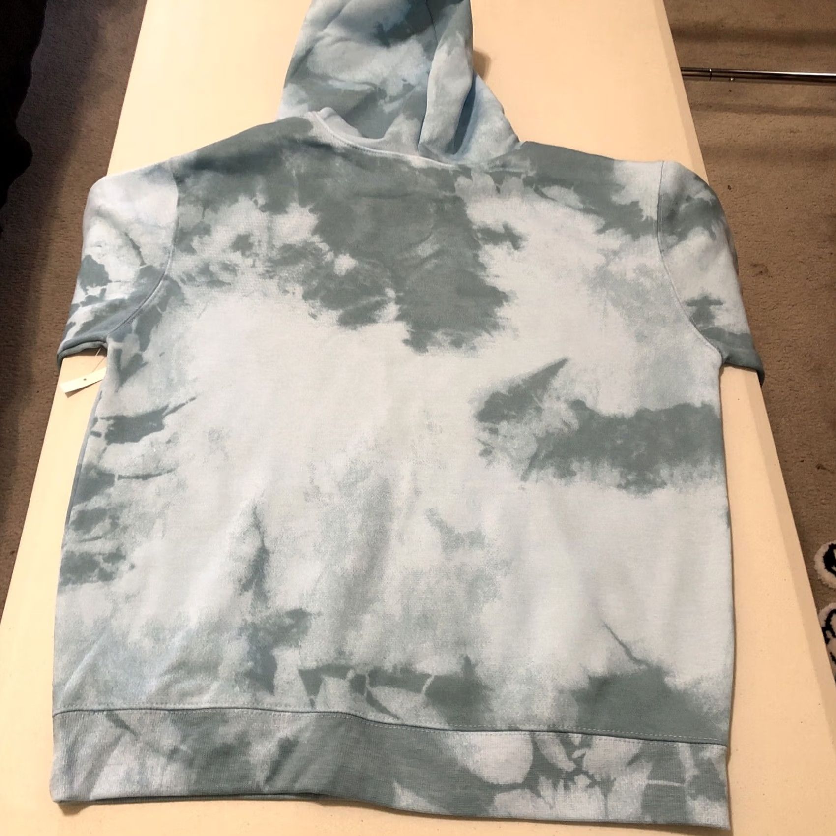 Disney NIGHTMARE BEFORE CHRISTMAS Misfit Love Hoodie Light Blue XS Juniors Disney Jack Skellington Sally Tie Dye Size XS / US 0-2 / IT 36-38 - 6 Thumbnail