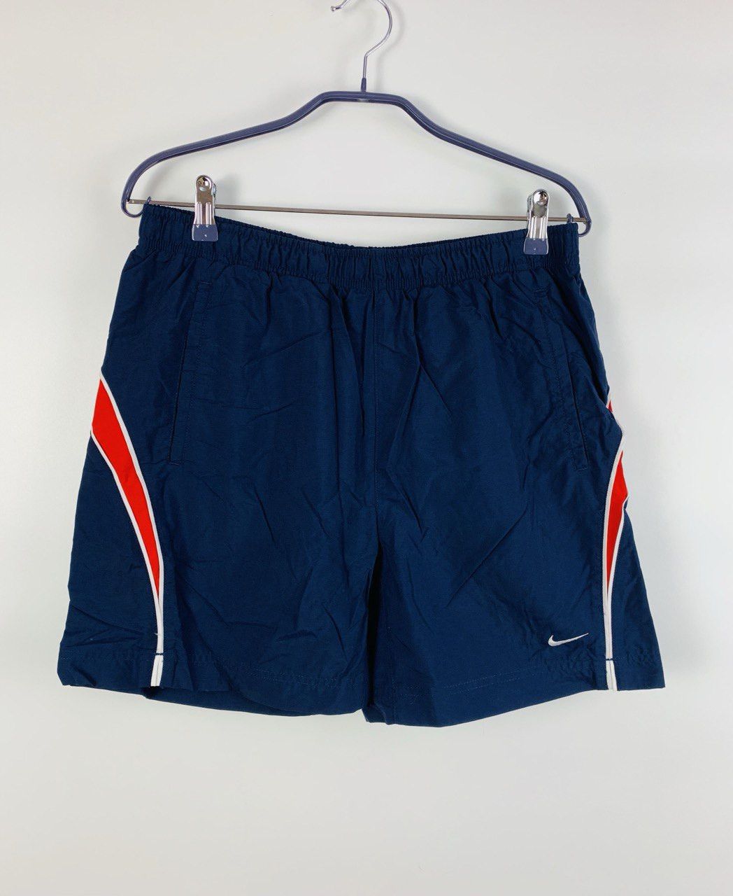 Nike Nike shorts Blue/ Red Vintage M Size US 32 / EU 48 - 1 Thumbnail