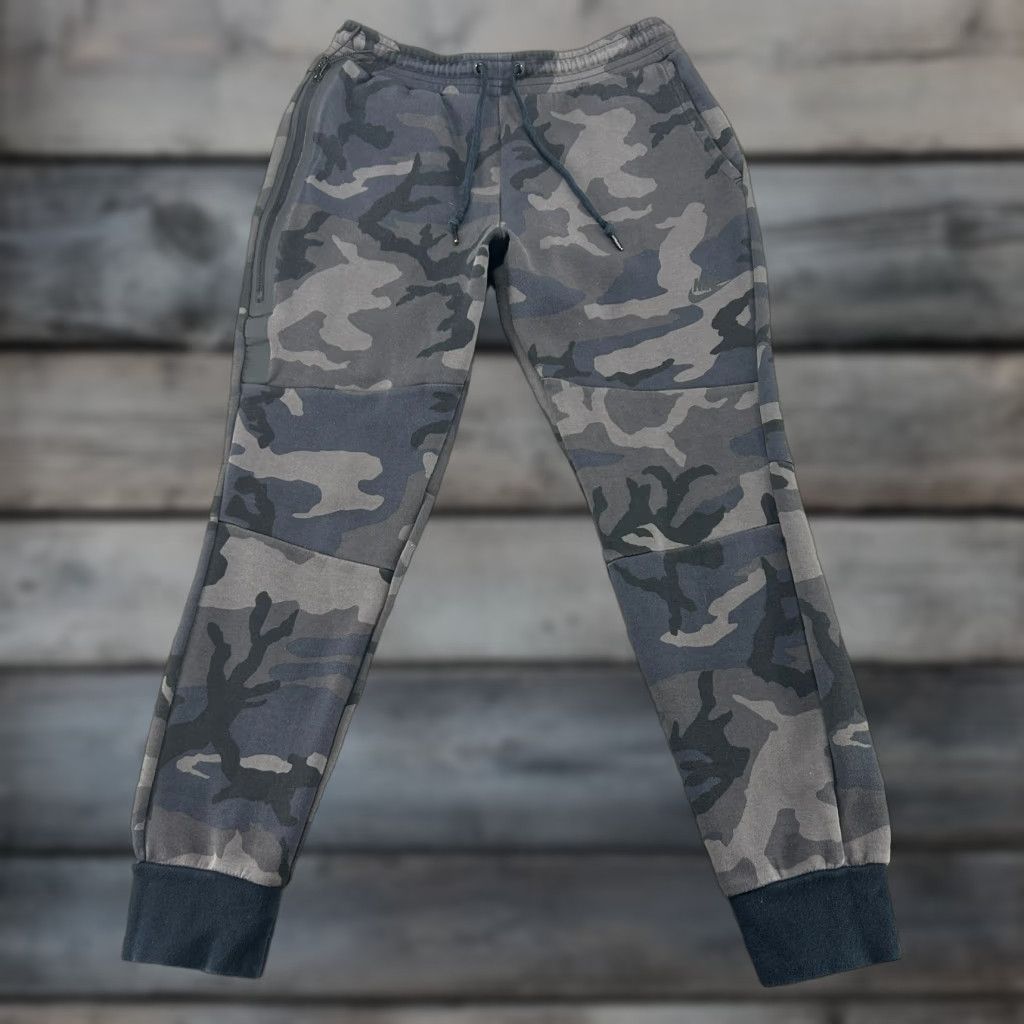 Nike Nike Tech Fleece Jogger Pants Mens M Grey Black Camo Sweatpants Swoosh Drawstring Tapered Regular Fit Activwear Cross Training Gym & Running Size US 31 - 1 Thumbnail