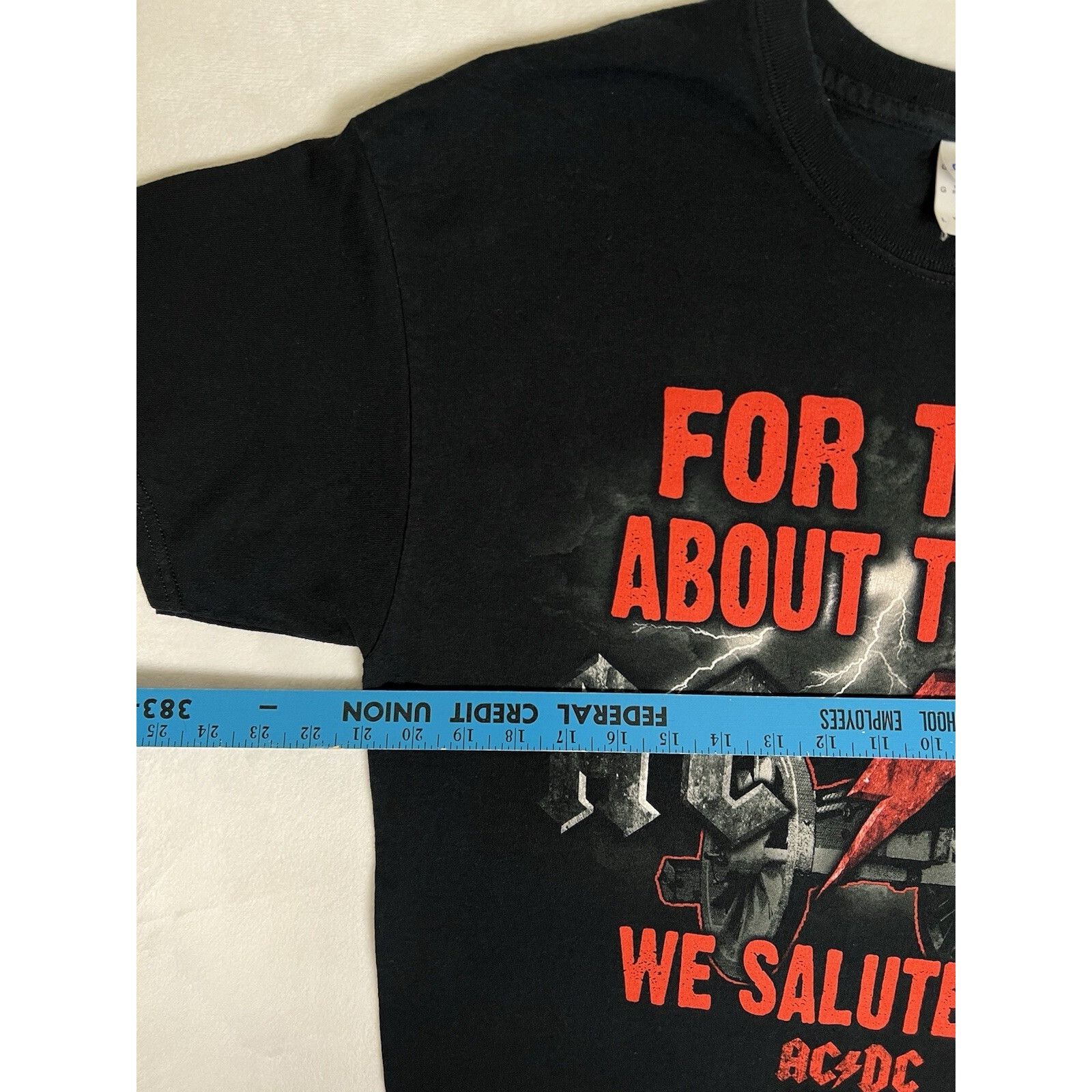 Gildan AC/DC For Those About To Rock We Salute You Band T-Shirt Men Size US L / EU 52-54 / 3 - 5 Thumbnail