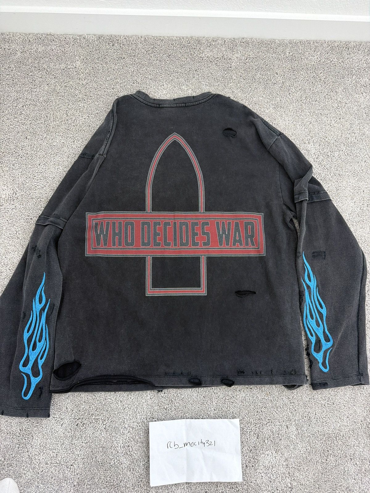 Who Decides War Who decides war long sleeve Size US XXL / EU 58 / 5 - 2 Thumbnail