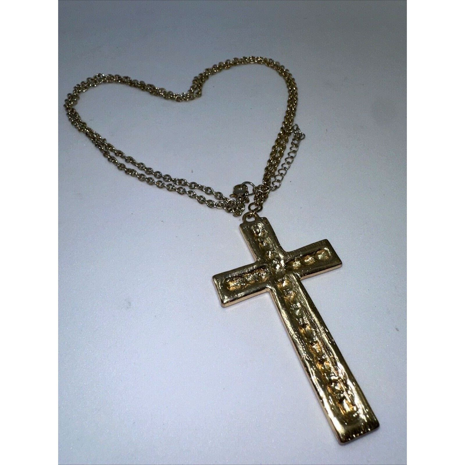 Other Cross Necklace Vtg White Enamel Gold Tone Rope Chain 28” Size ONE SIZE - 2 Thumbnail