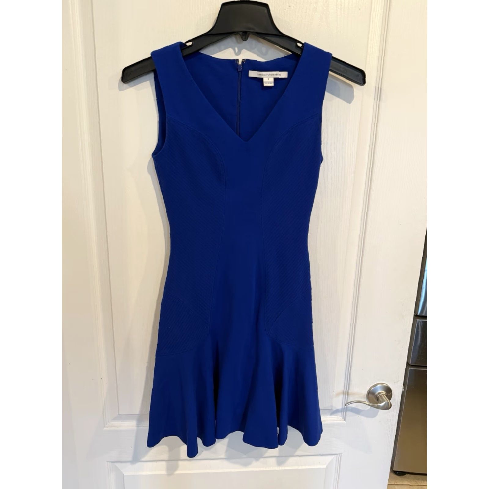 Diane von Furstenberg Diane von Furstenberg Women’s blue V-Neck fit & flare Sleeveless Mini Dress 2 Women Small/Regular 2 Size XS / US 0-2 / IT 36-38 - 3 Thumbnail