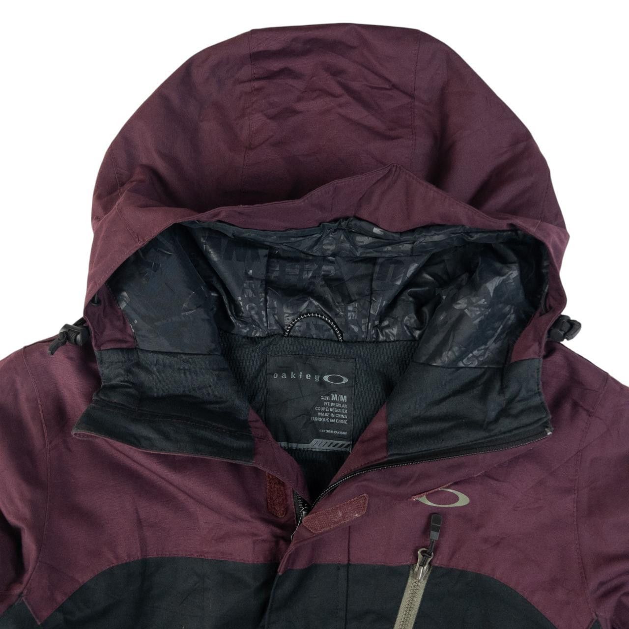 Oakley Vintage Oakley Zip Up Snowboarding Jacket Size M Size US M / EU 48-50 / 2 - 4 Thumbnail