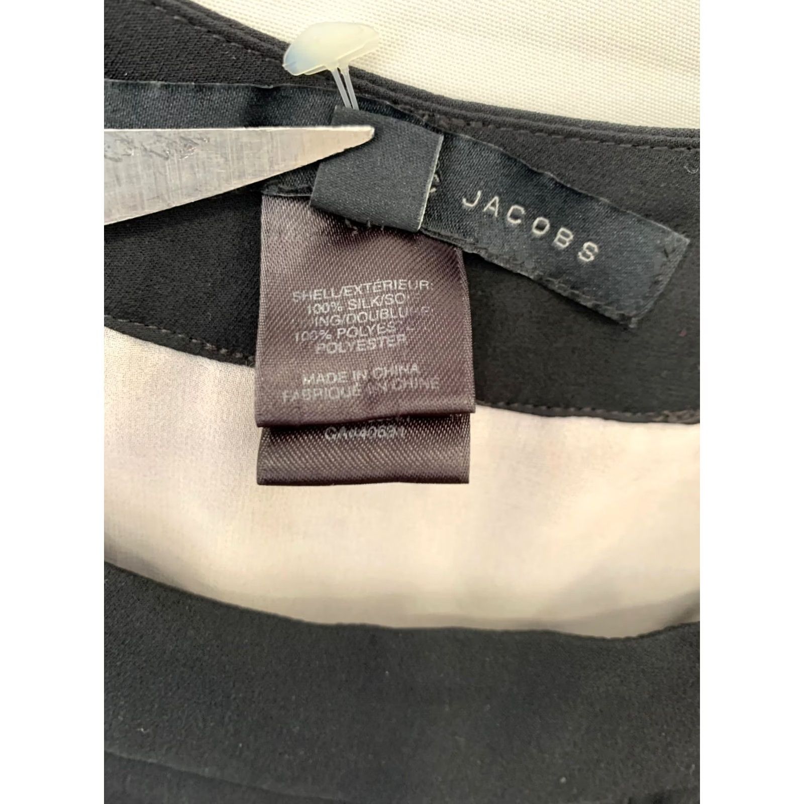 Marc by Marc Jacobs Marc by Marc Jacobs Black Silk Pleated Drop Waist Mini Dress L Adult Size L / US 10 / IT 46 - 6 Thumbnail