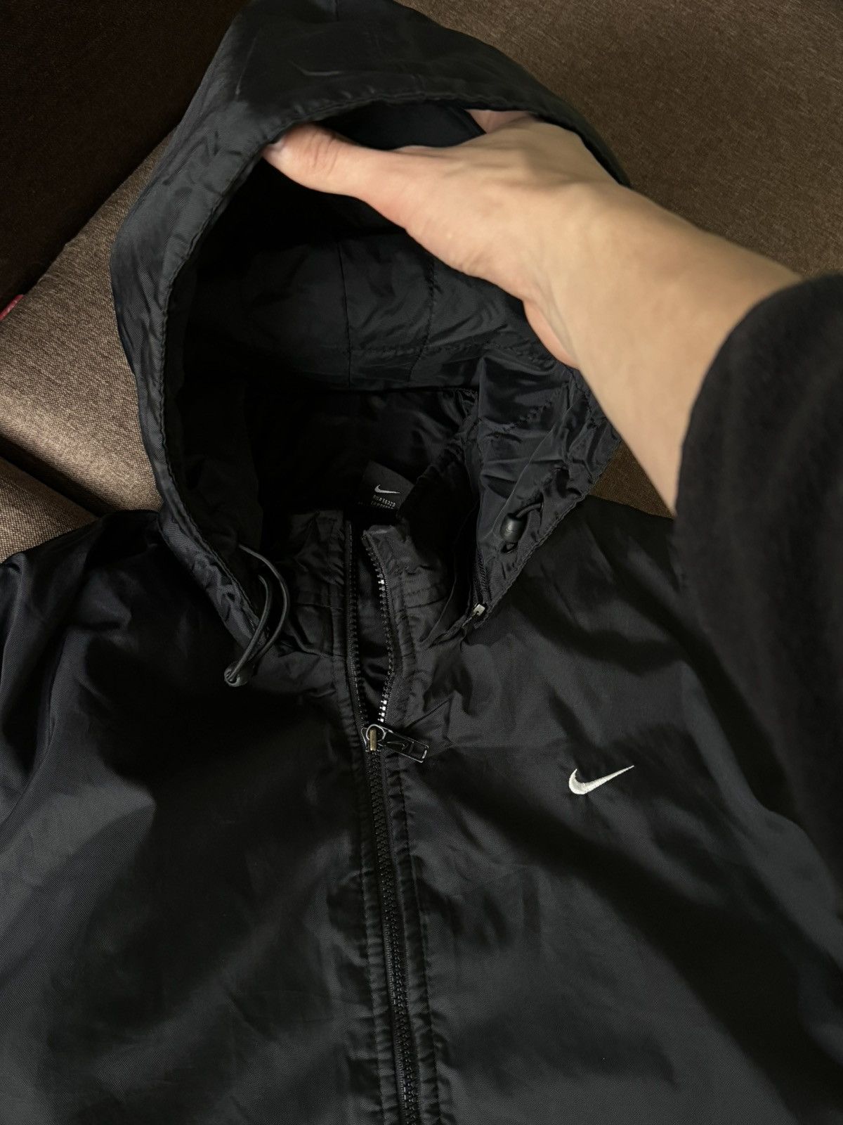 Nike Vintage Nike Big swoosh logo nylon jacket Size US M / EU 48-50 / 2 - 9 Thumbnail