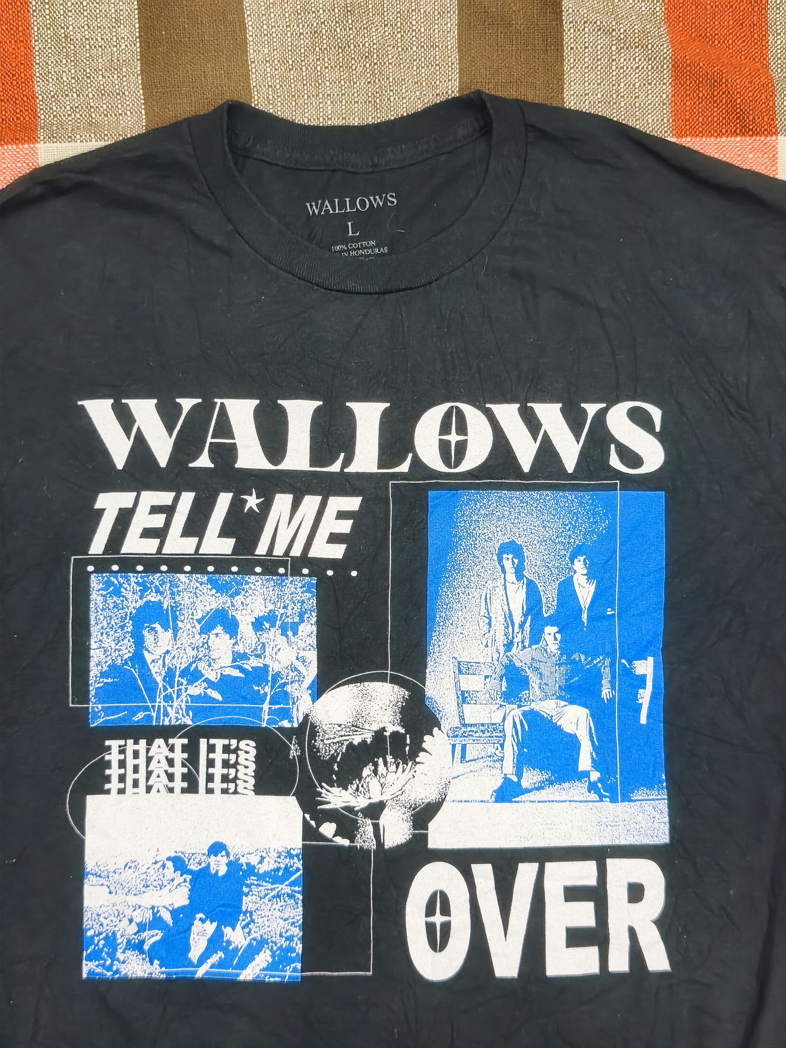 Band Tees Wallows tour 2022 tell me that it's over Large Size US L / EU 52-54 / 3 - 2 Thumbnail