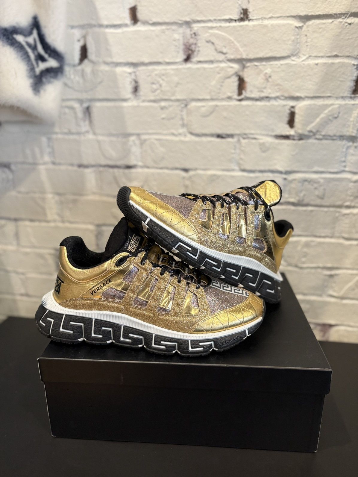 Versace Versace Trigreca Sneakers Gold Clean OG Size 45 Size US 12 / EU 45 - 1 Thumbnail