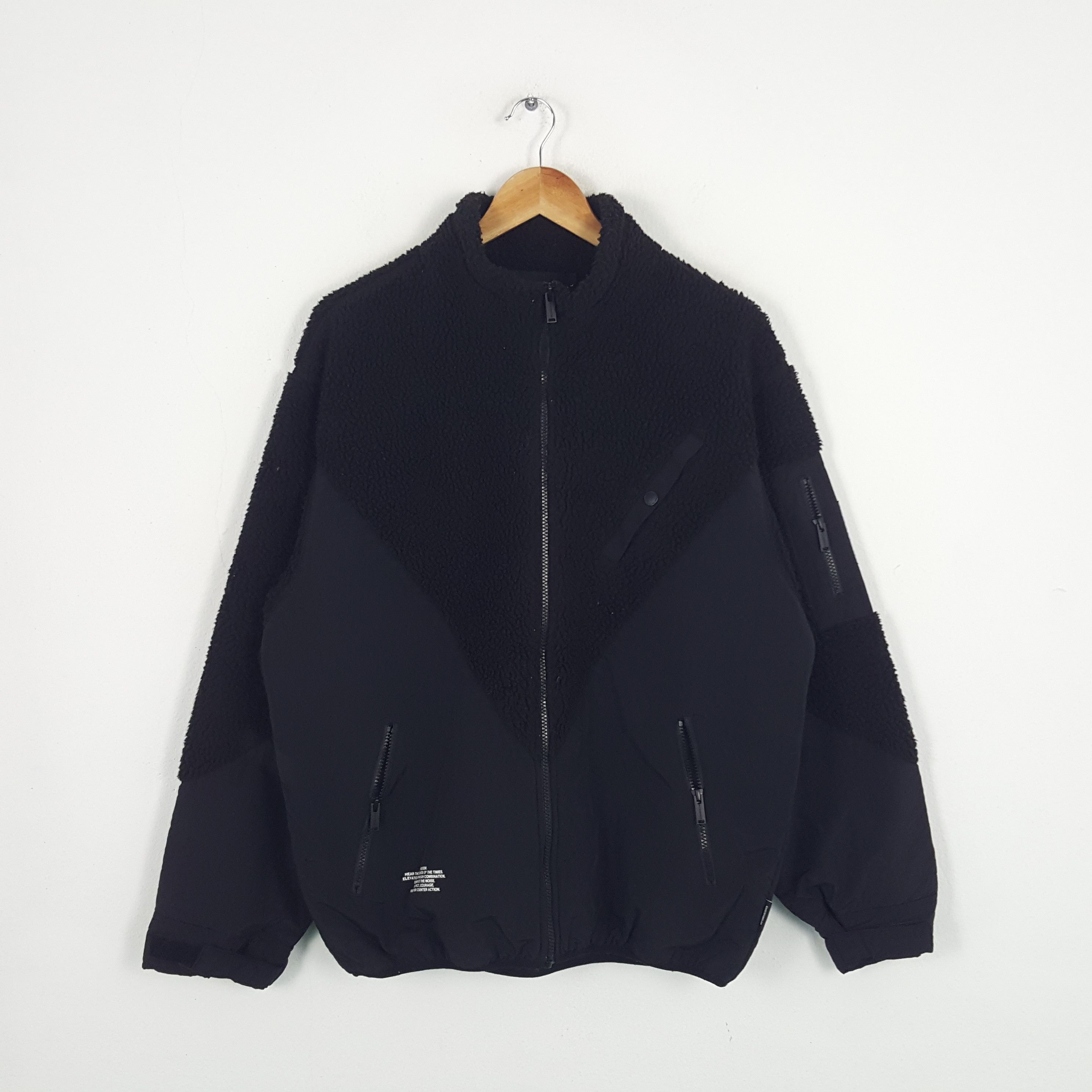 GU × Undercover × Vintage Vintage Gu X Undercover Japanese Brand Sherpa Jacket Size US L / EU 52-54 / 3 - 3 Thumbnail